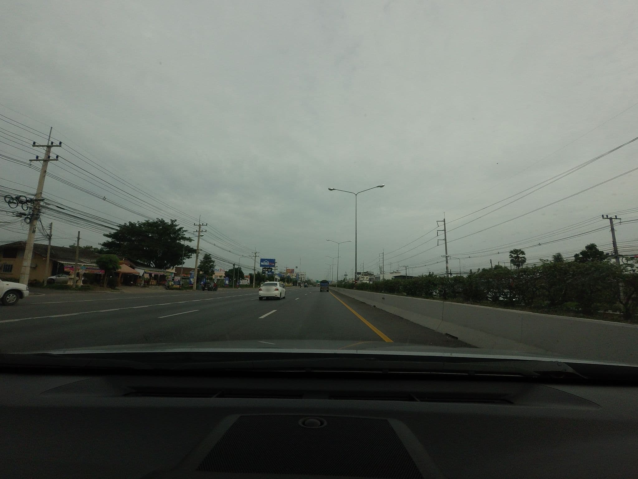 Street view near Wannara Hotel, Phetchaburi — © mishari (CC BY-SA · Mapillary)