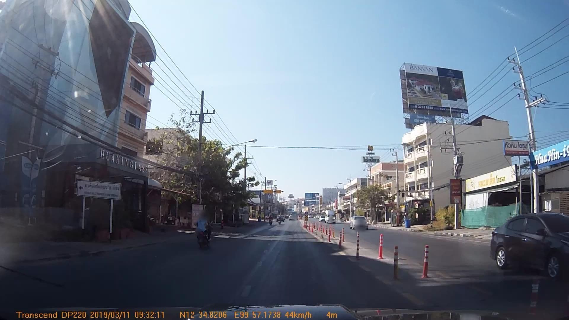 Street view near Baanchang Guesthouse, Hua Hin — © mapcreator (CC BY-SA · Mapillary)
