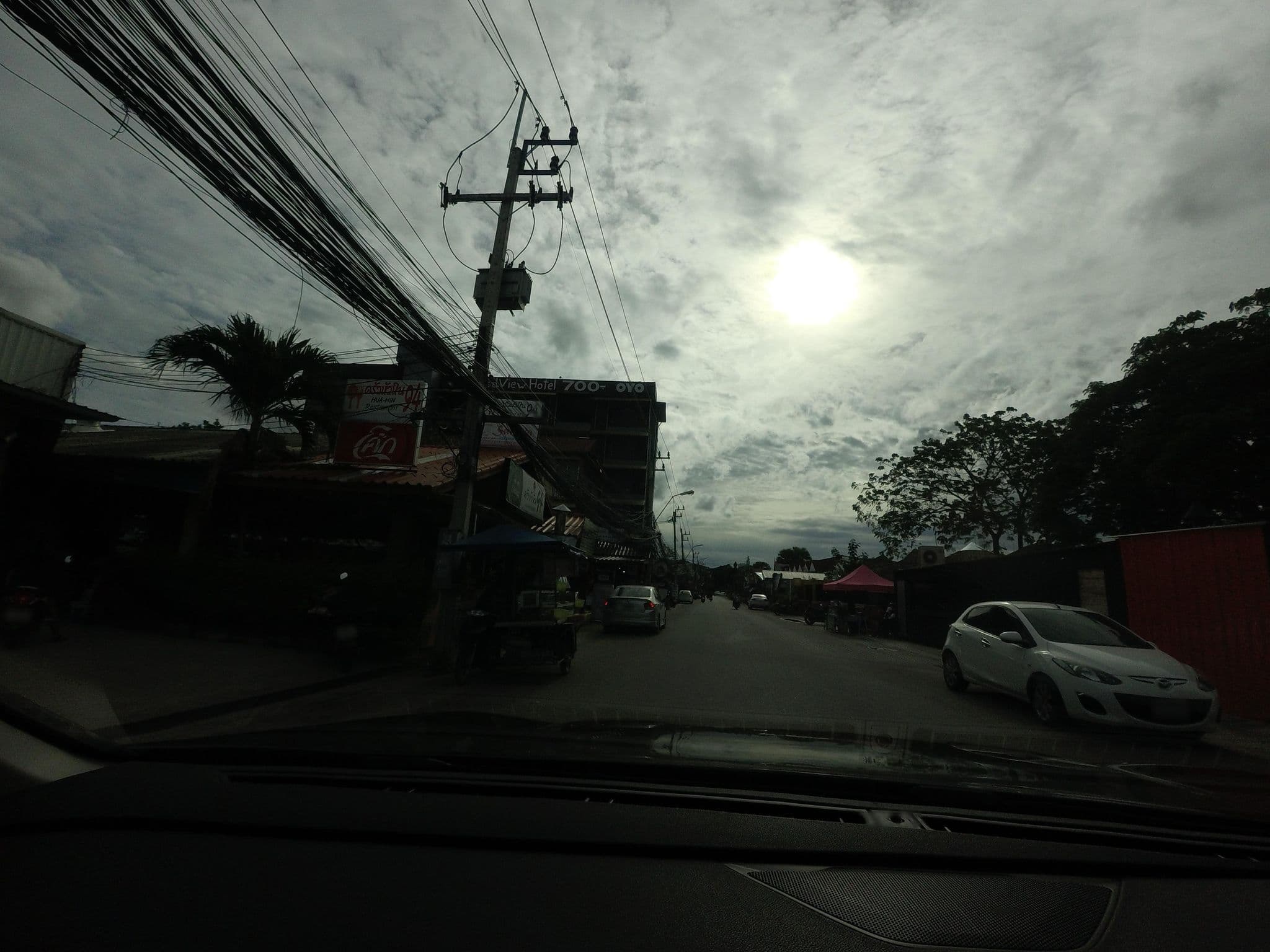 Street view near Hua Hin Goodview Hotel, Hua Hin — © mishari (CC BY-SA · Mapillary)