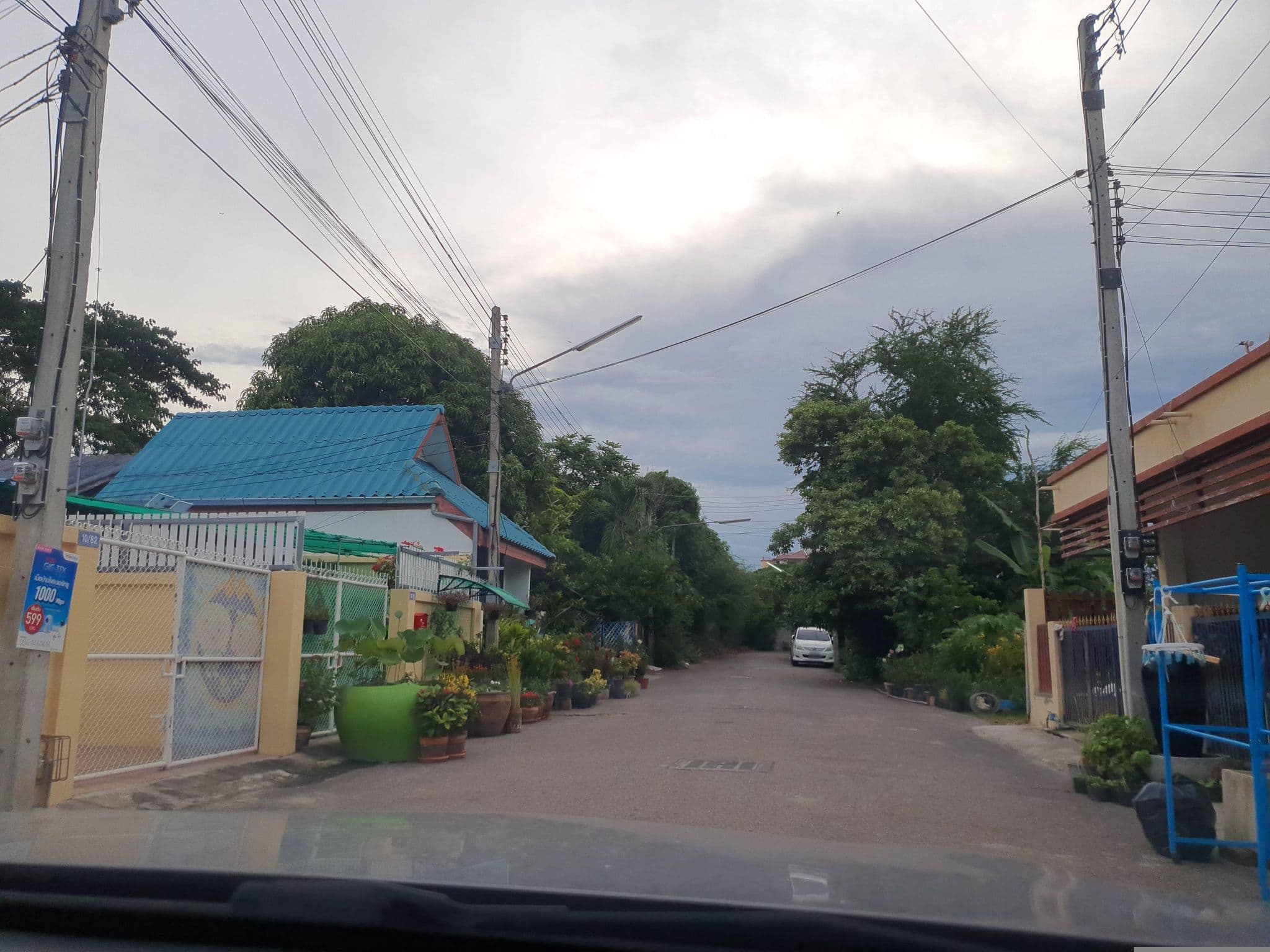 Street view near Nattanan Resort Hua-Hin, Hua Hin — © jrcarlsen (CC BY-SA · Mapillary)