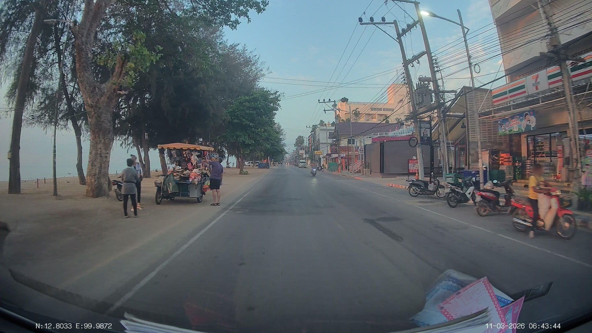 Street view near สันติคามบังกาโล (Santikam Bungalow), Cha-am — © ThailandCambodia (CC BY-SA · Mapillary)