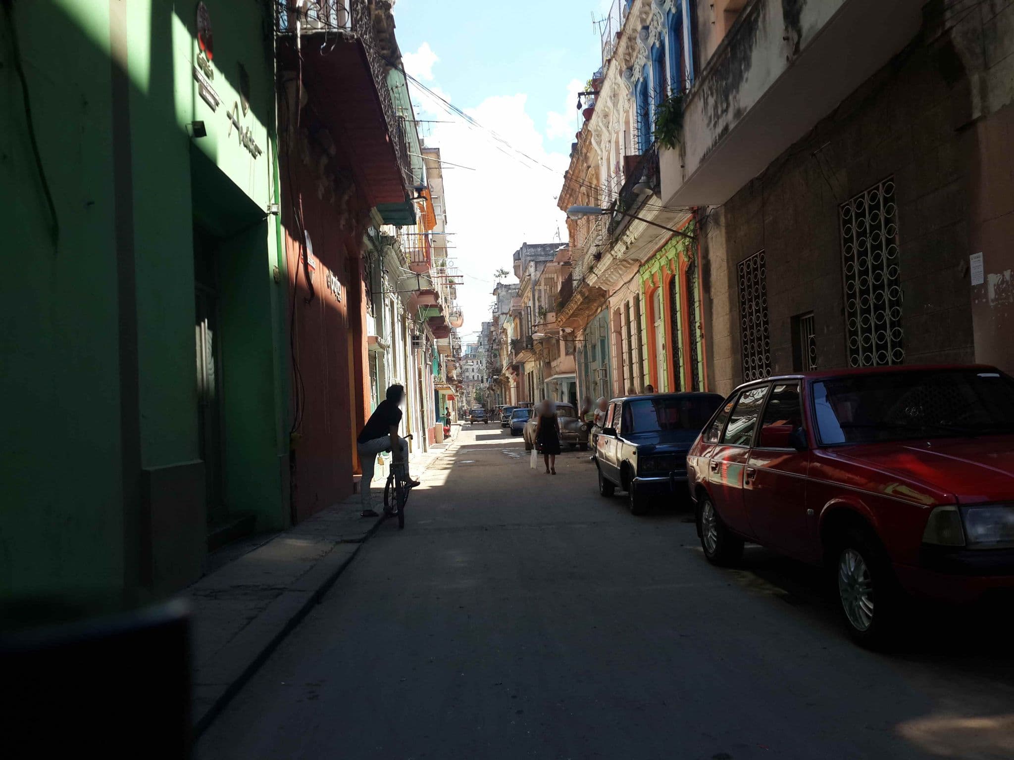 Street view near Casa YUBANA, Centro Habana
