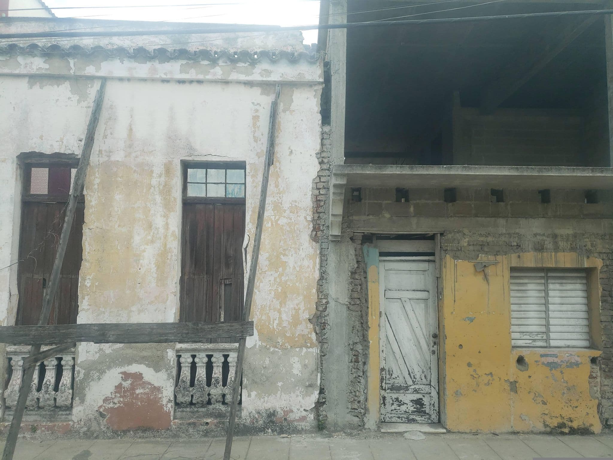 Street view near Hostal Casablanca, Santa Clara