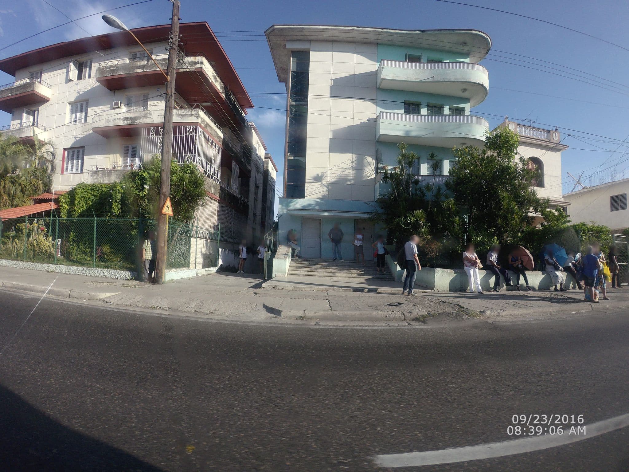 Street view near Aimee & Yoel, Almendares