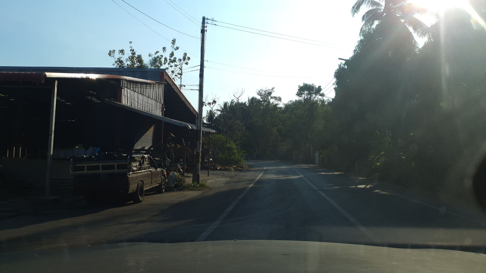 Street view near Na Vela Hotel | โรงแรม ณ เวลา, Samut Songkhram — © jrcarlsen (CC BY-SA · Mapillary)