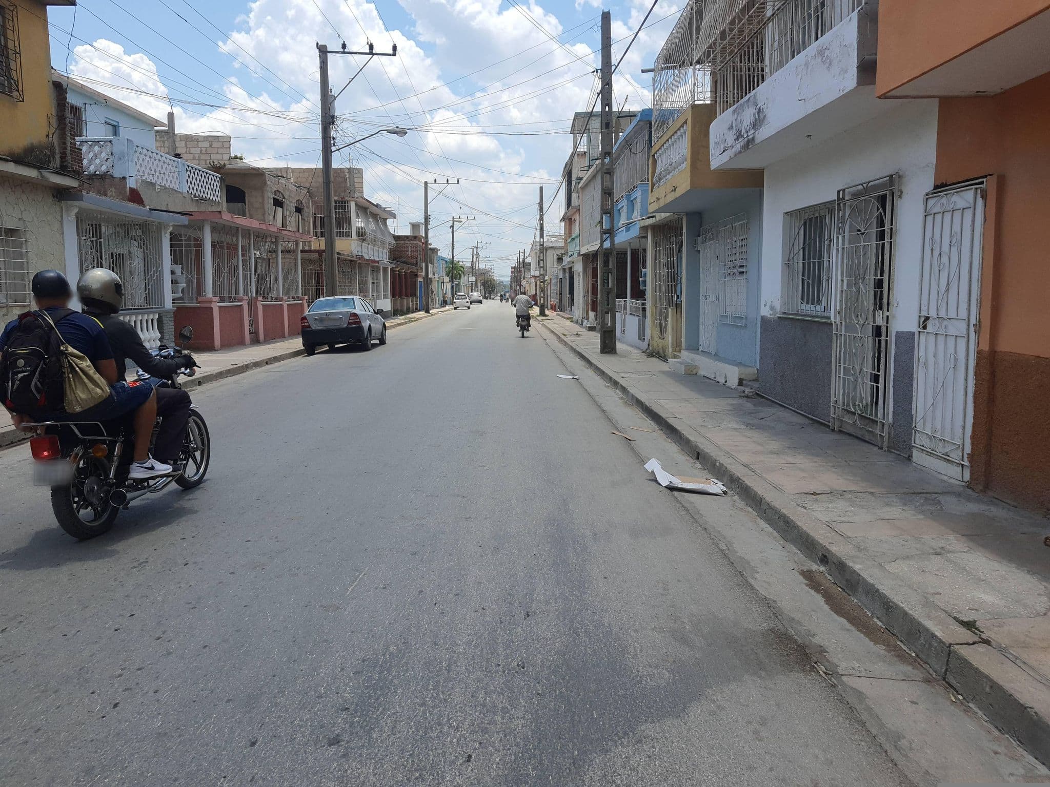 Street view near CASA DE DAVID, Holguín