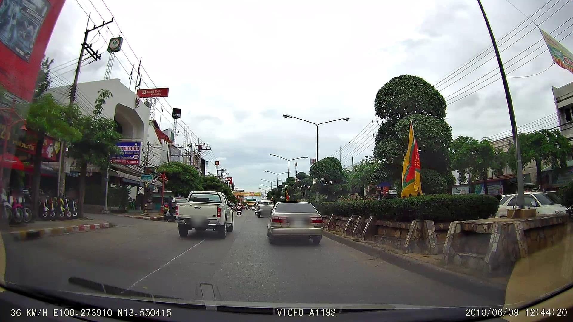 Street view near โรงแรมเกษม, Samut Sakhon — © poramet (CC BY-SA · Mapillary)