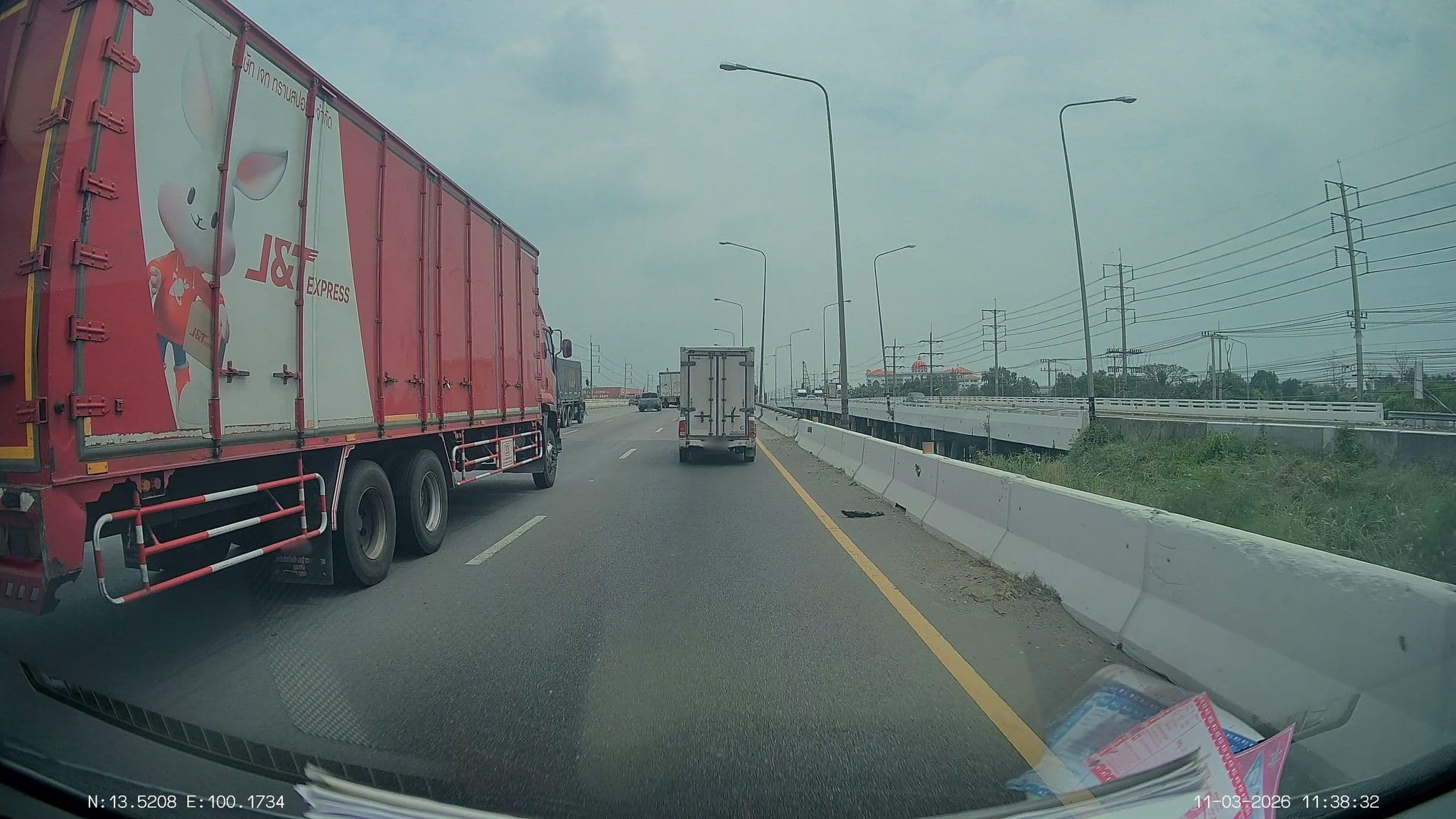 Street view near ปรางริเวอร์ไซด์ รีสอร์ท, Ban Phaeo — © ThailandCambodia (CC BY-SA · Mapillary)
