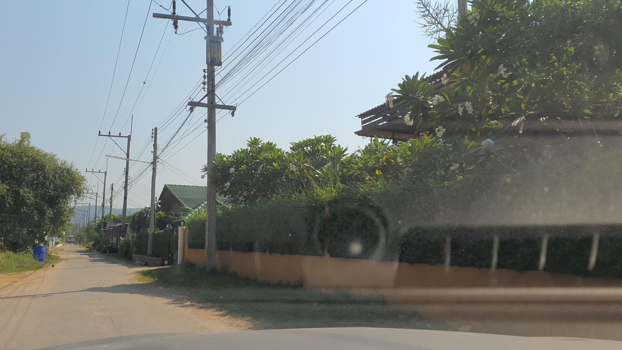 Street view near Sawasdee River Kwai Lodge, Kanchanaburi — © jrcarlsen (CC BY-SA · Mapillary)