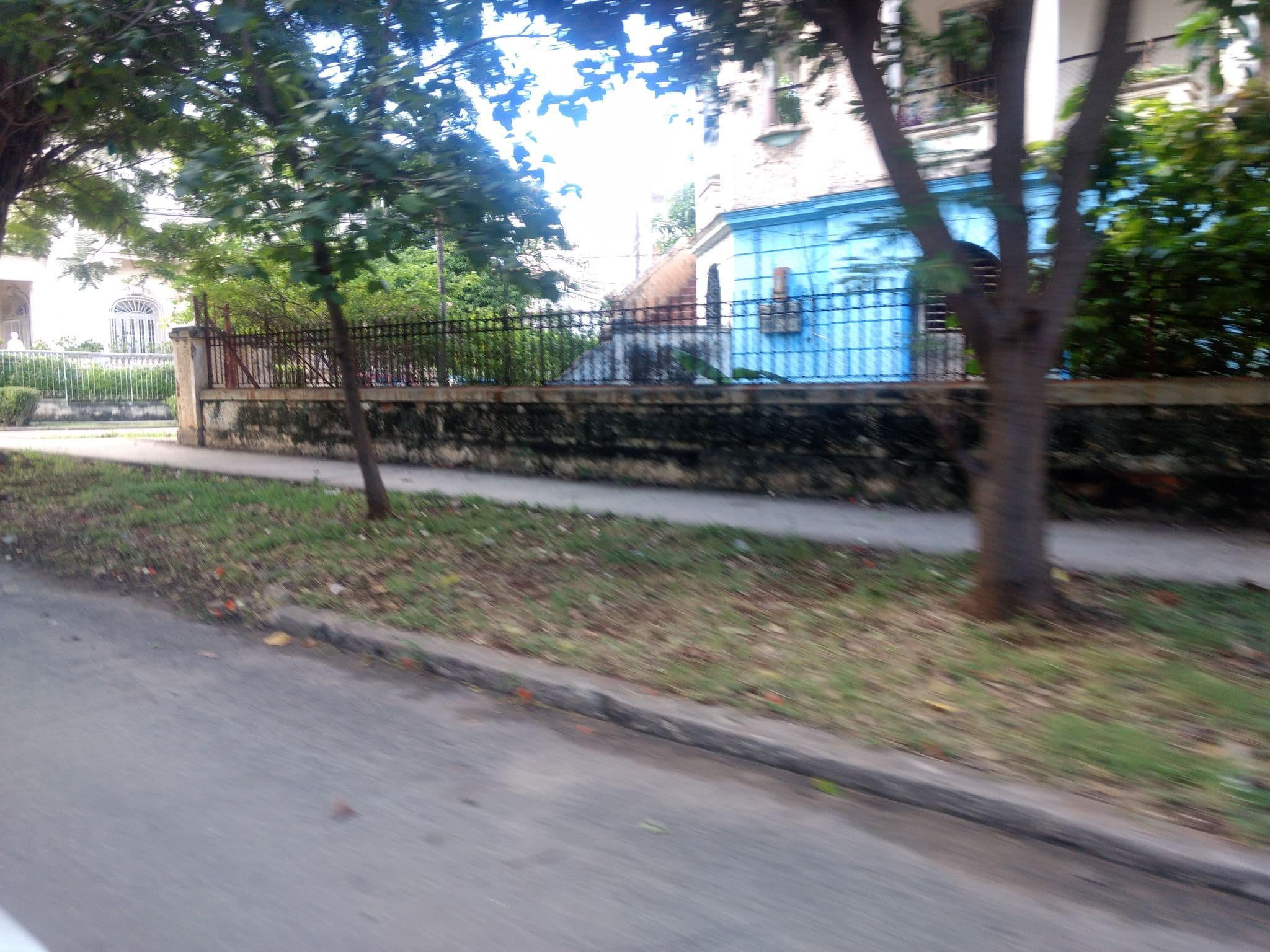 Street view near Martha B&B, Vedado