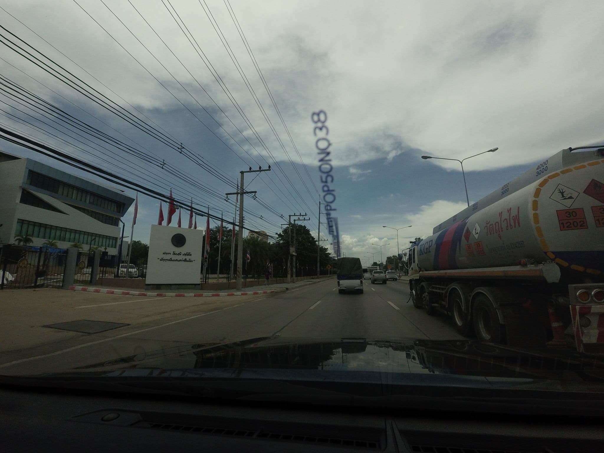 Street view near Wang Pin Place, Nakhon Pathom — © mishari (CC BY-SA · Mapillary)