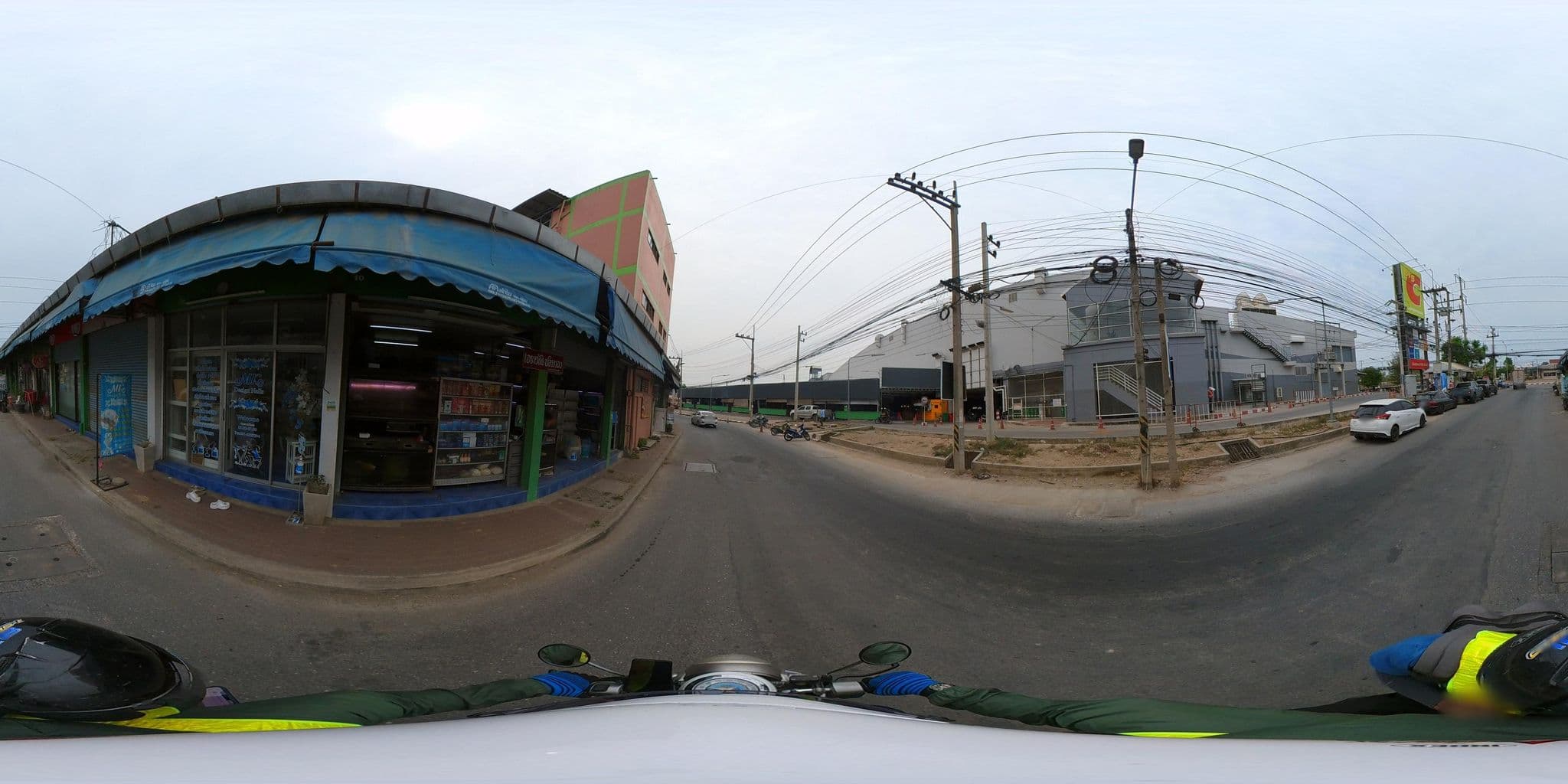 Street view near ่โรงแรมเอราวัณ, Nakhon Pathom — © NAKHONPATHOM_CITY_STREET_VIEW (CC BY-SA · Mapillary)