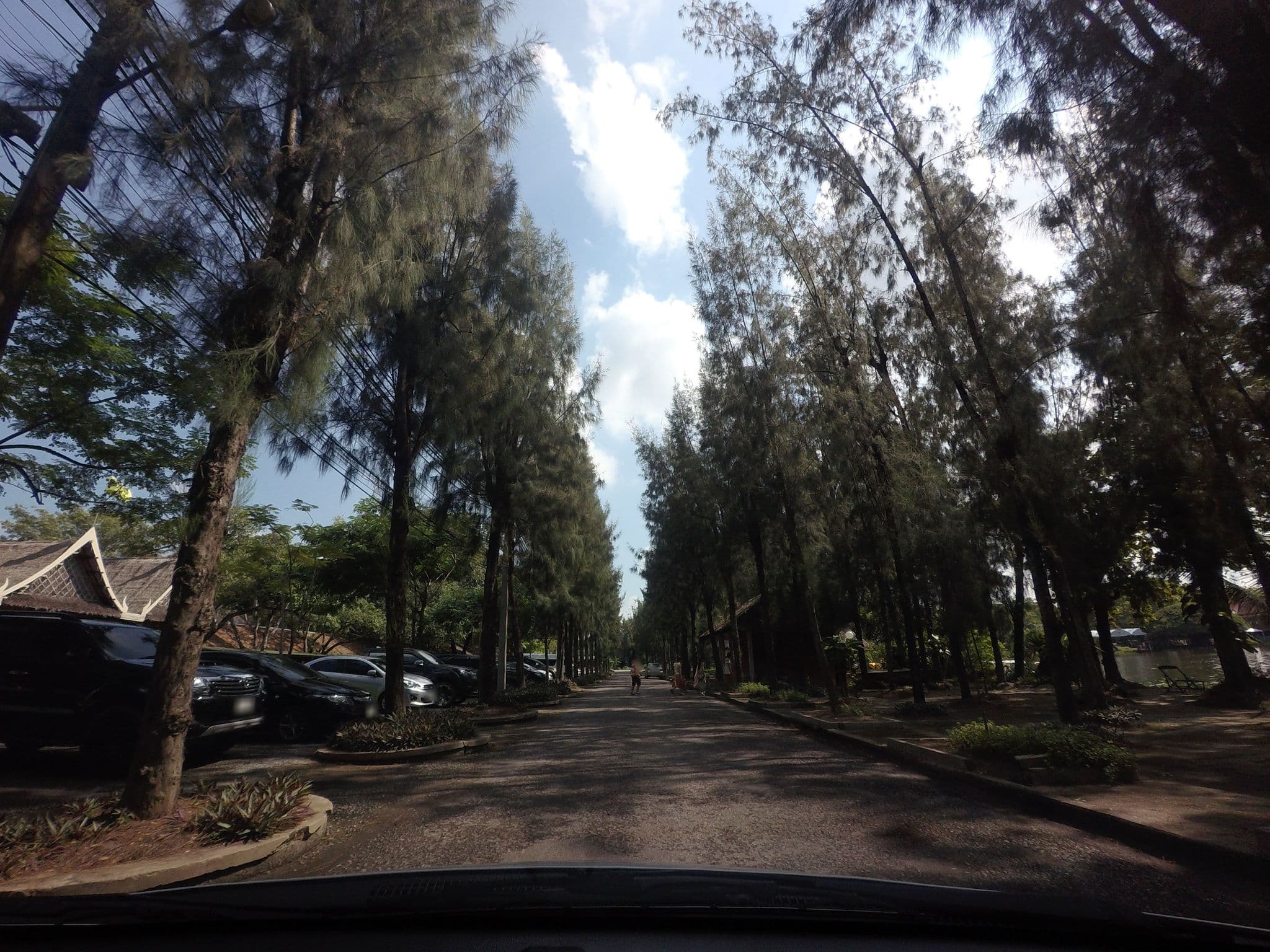 Street view near Room 529 - Sampran Riverside, Sam Phran — © mishari (CC BY-SA · Mapillary)