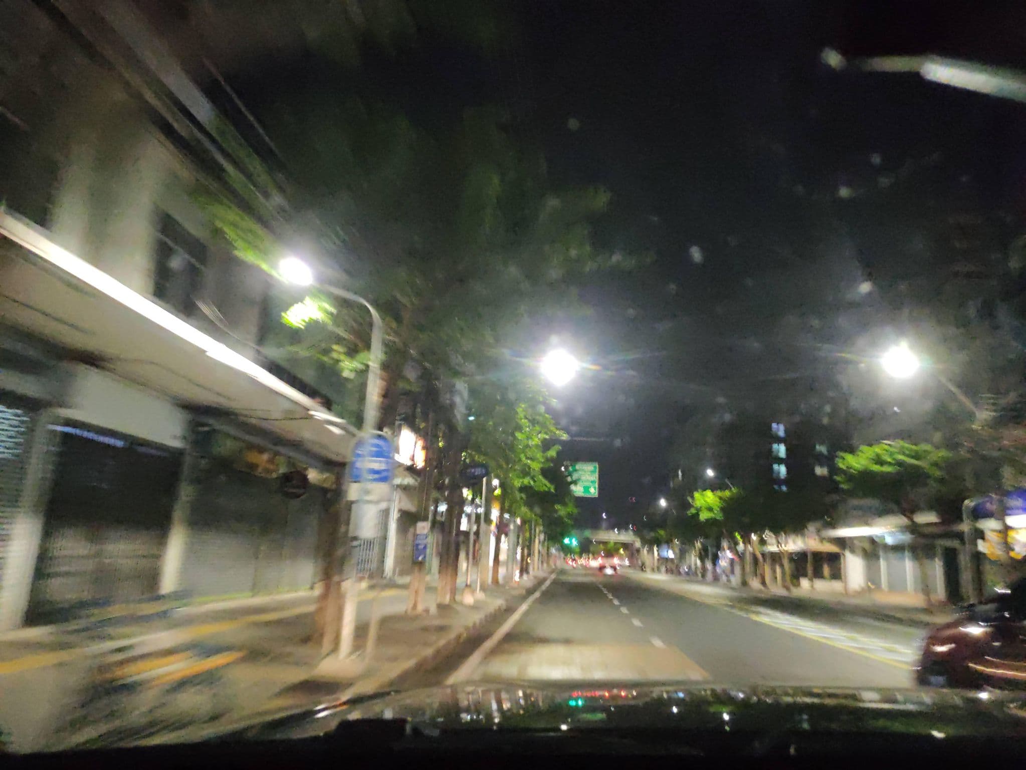 Street view near Arun Old Town Hostel, Wat Arun — © kasetitkml_pipitchai (CC BY-SA · Mapillary)