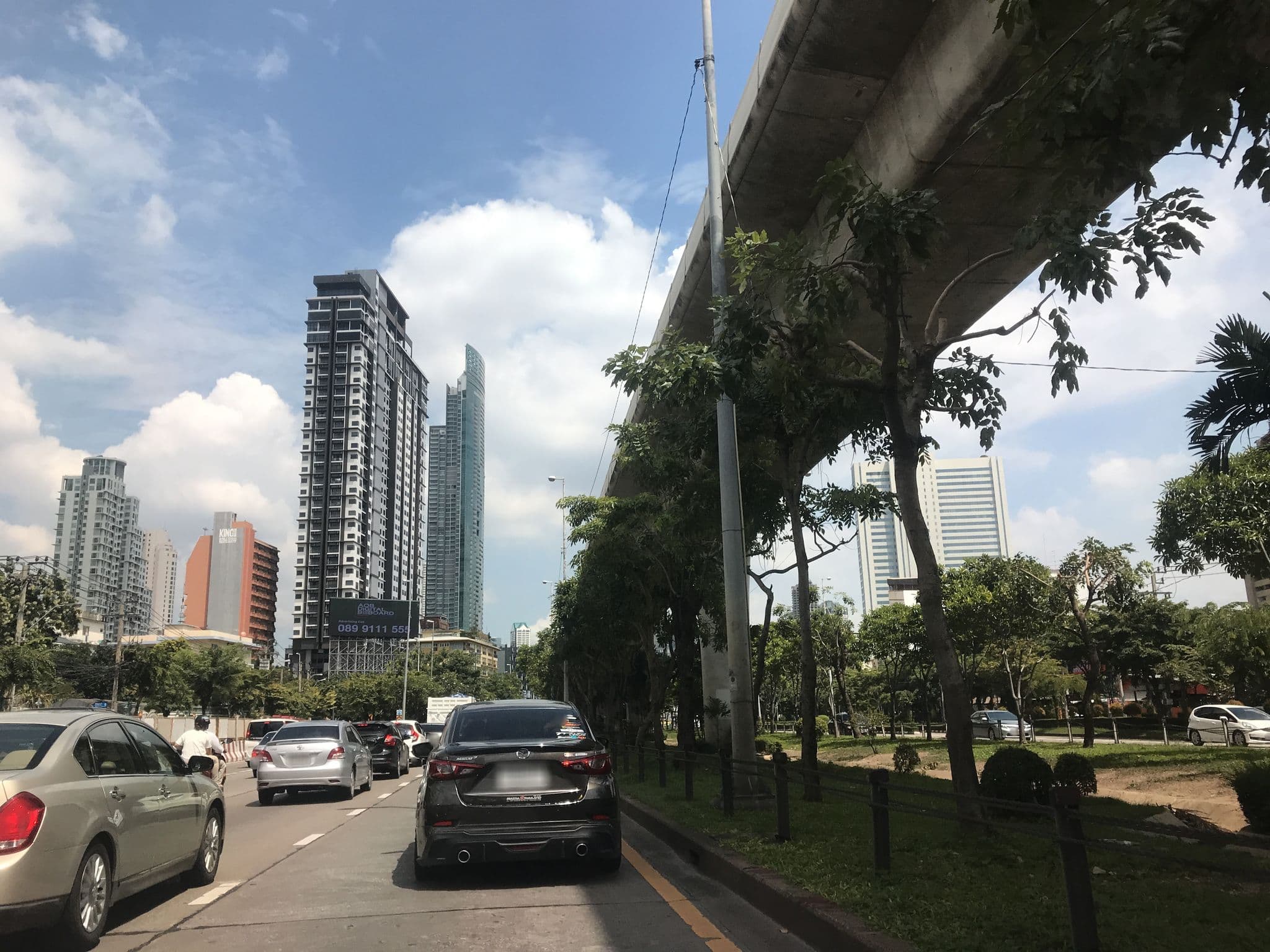 Street view near Swimming Pool, Godown — © balletty (CC BY-SA · Mapillary)