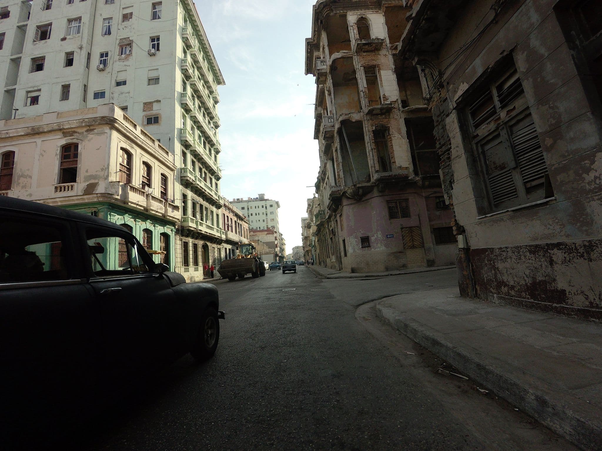Street view near Casa Orlando, Centro Habana