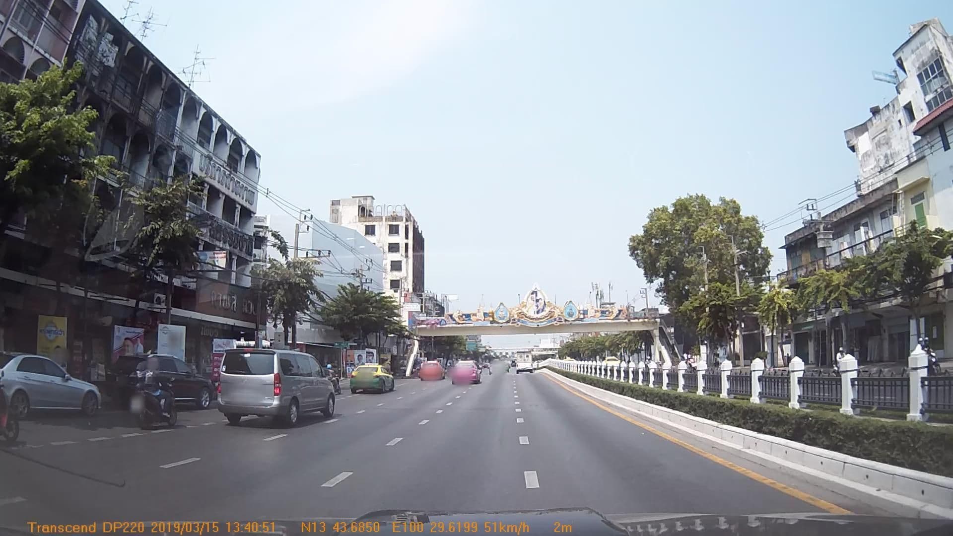 Street view near ไดร์ฟ-อิน ม่านรูด, Thon Buri — © mapcreator (CC BY-SA · Mapillary)