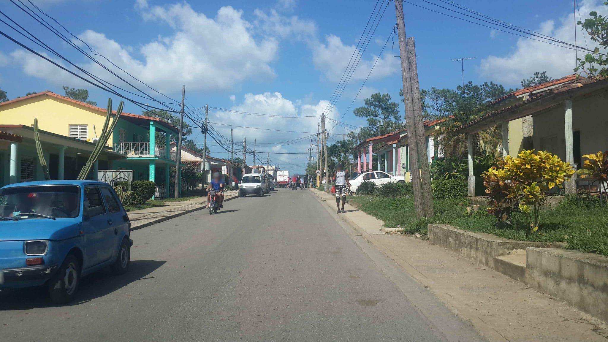 Street view near Casa Adalberto Pino, Viñales