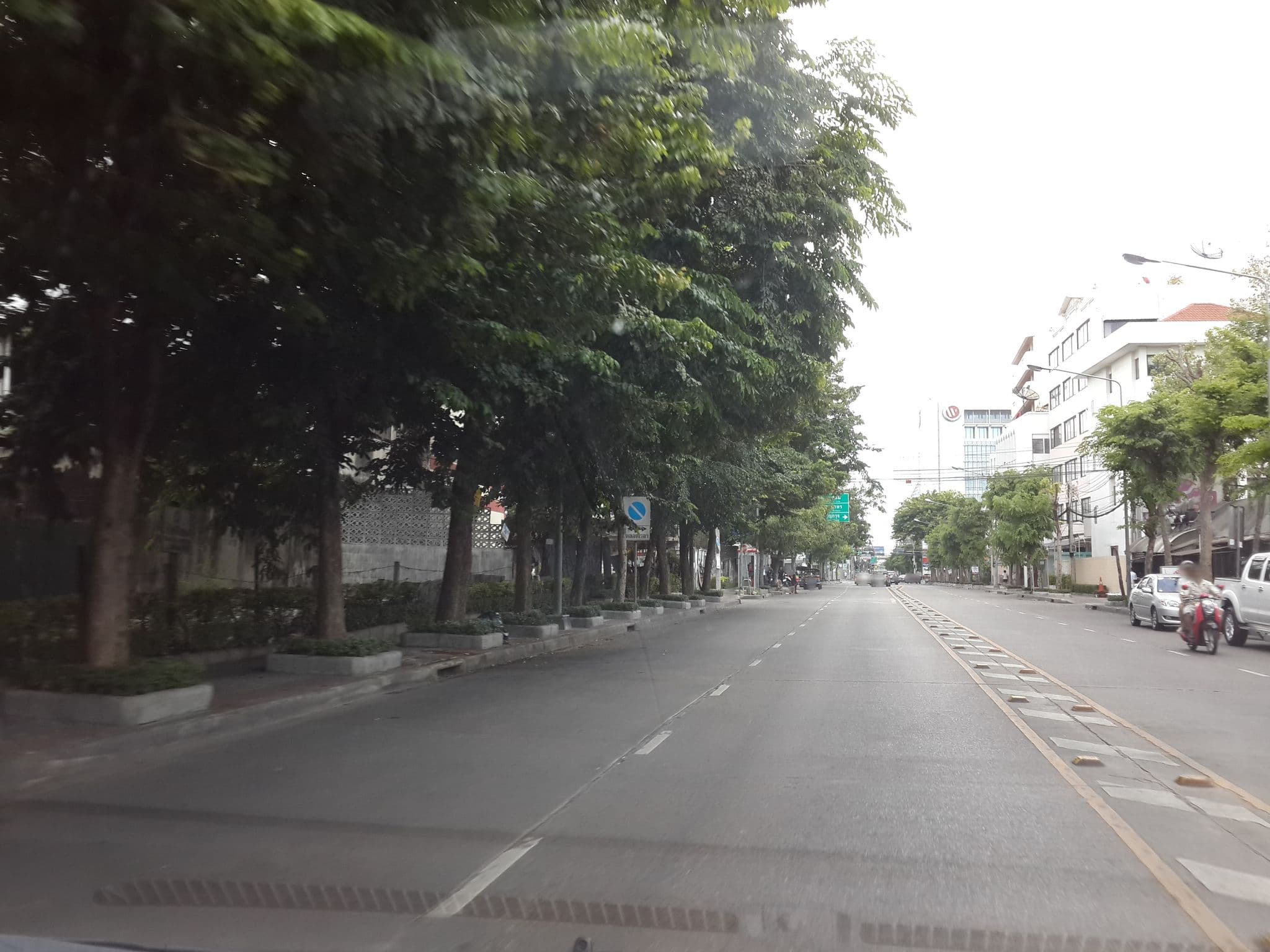 Street view near Bankyenta4's Hotel, Bang Rak Subdistrict — © mishari (CC BY-SA · Mapillary)