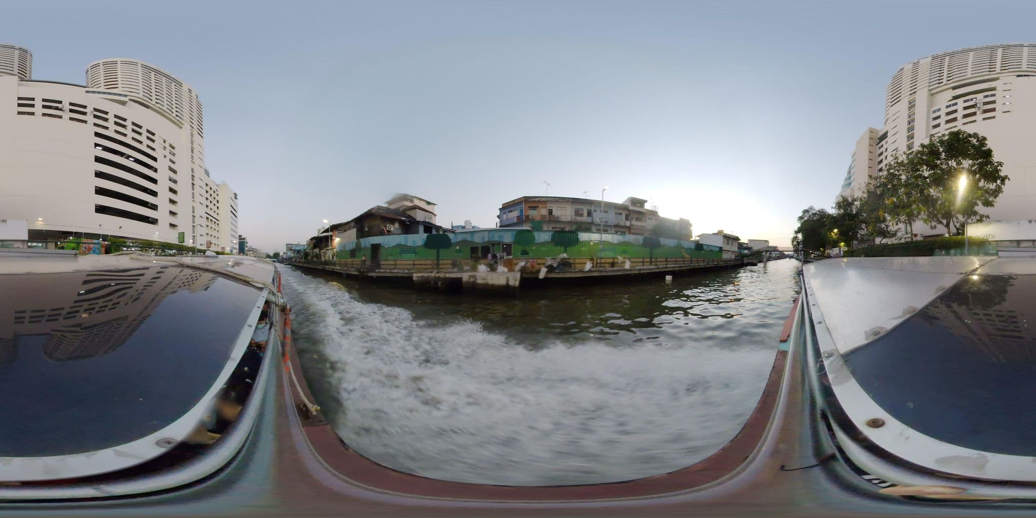 Street view near Hotel Palace, Bangkok Riverside — © mapconcierge (CC BY-SA · Mapillary)