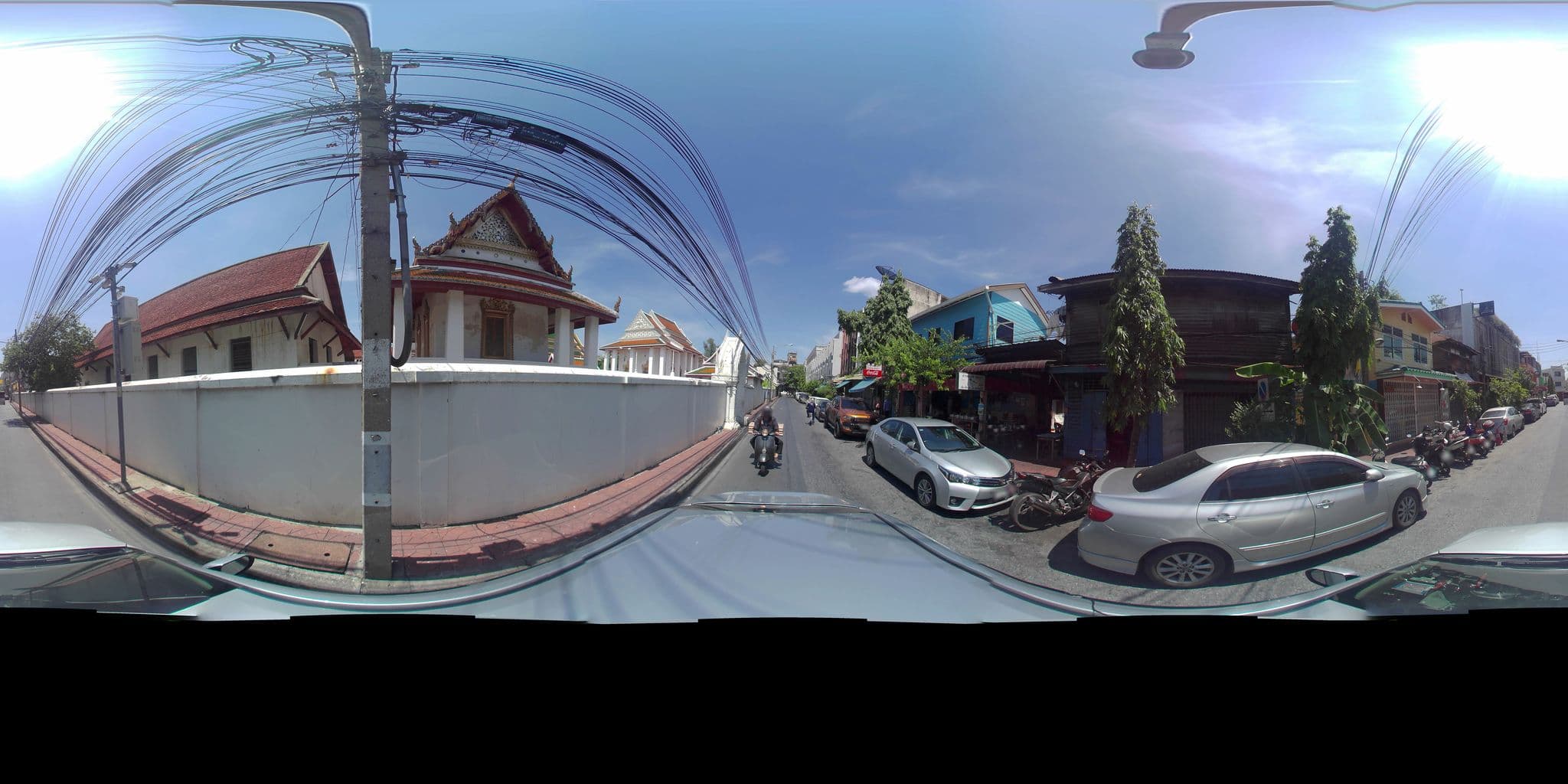 Street view near Mii Hotel, Bangkok — © P05466 (CC BY-SA · Mapillary)