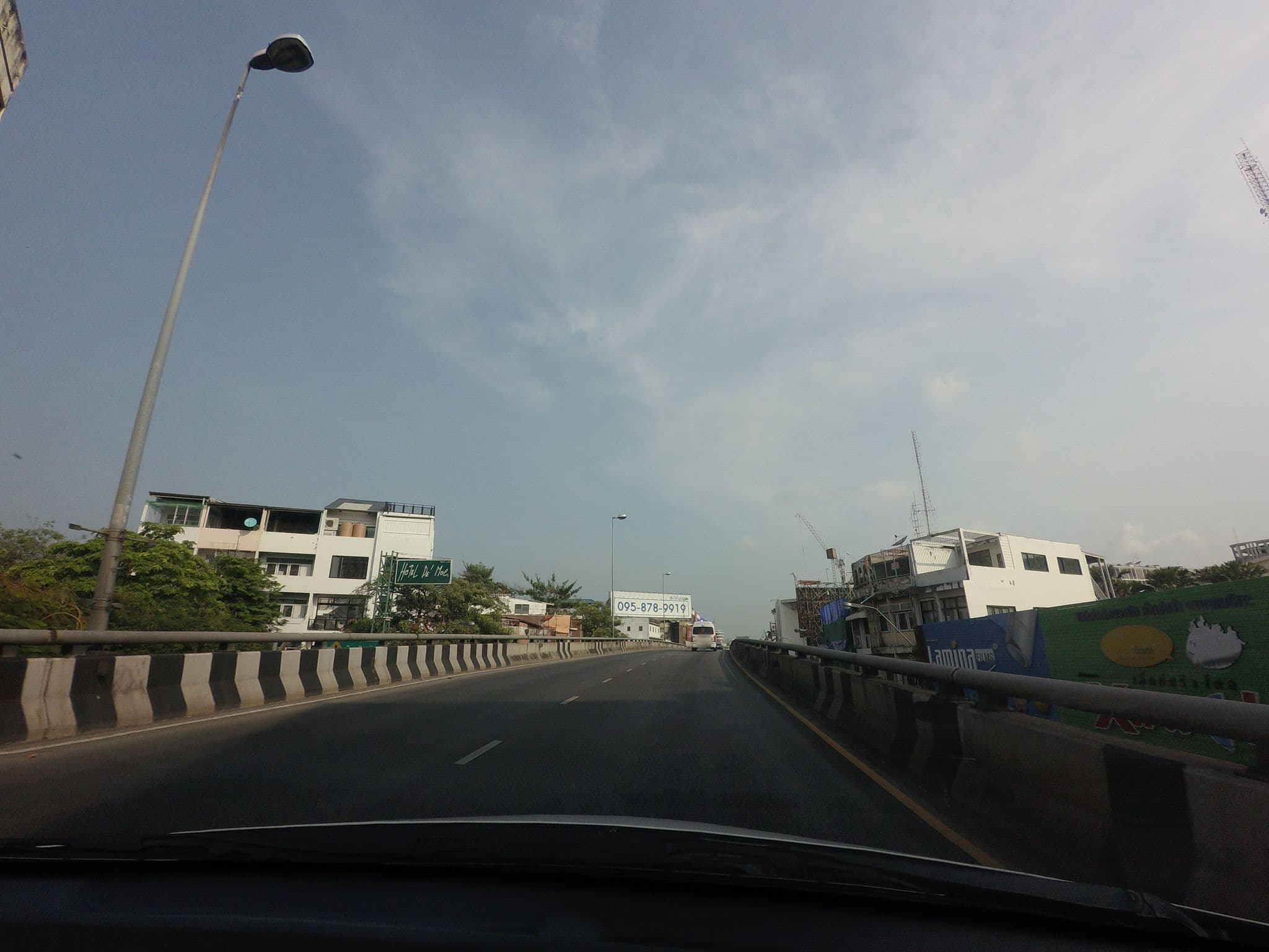 Street view near Centara Life Hotel, Phra Nakhon — © mishari (CC BY-SA · Mapillary)