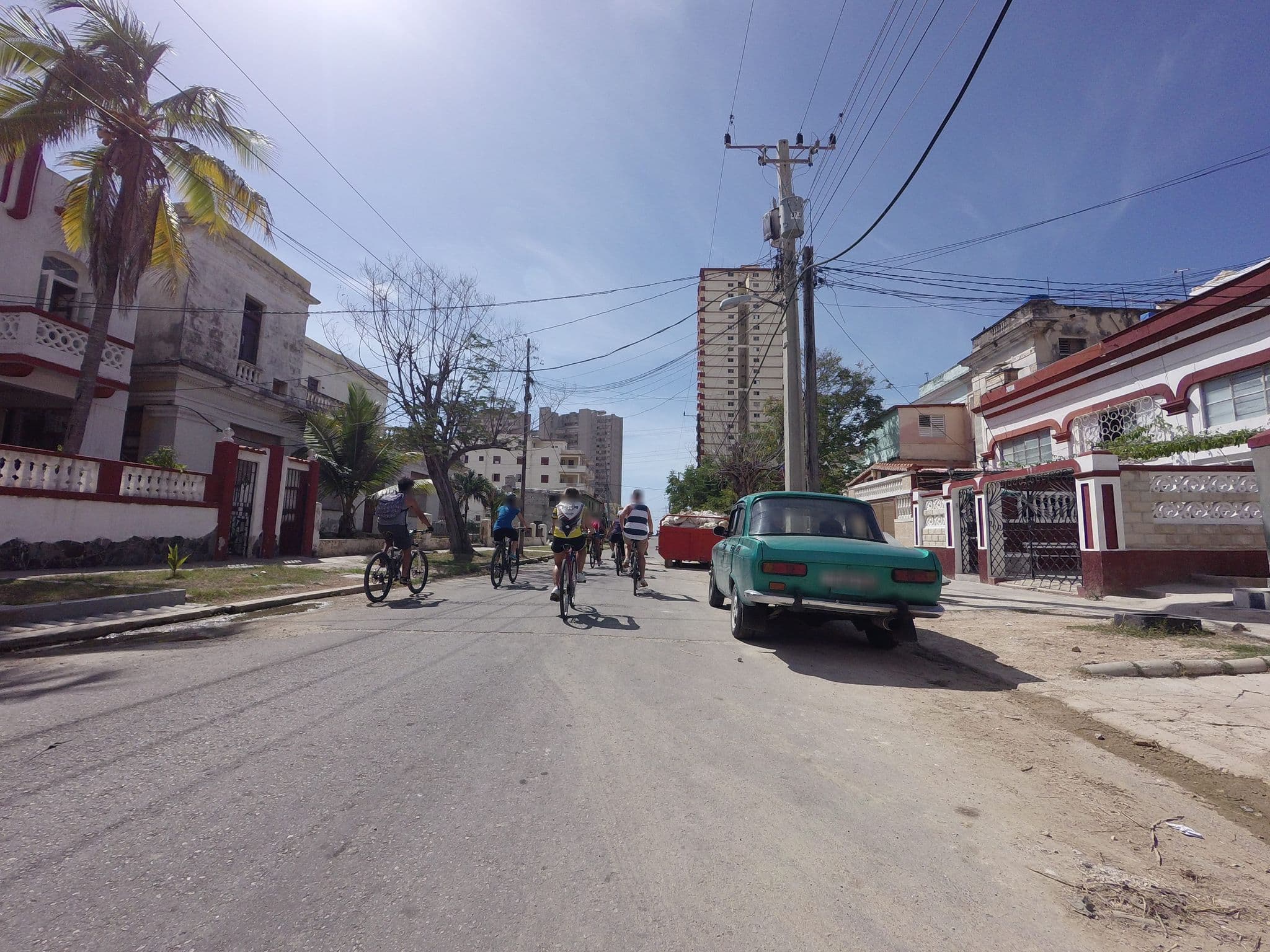 Street view near Casa Frank, Vedado — © elpbatista (CC BY-SA · Mapillary)