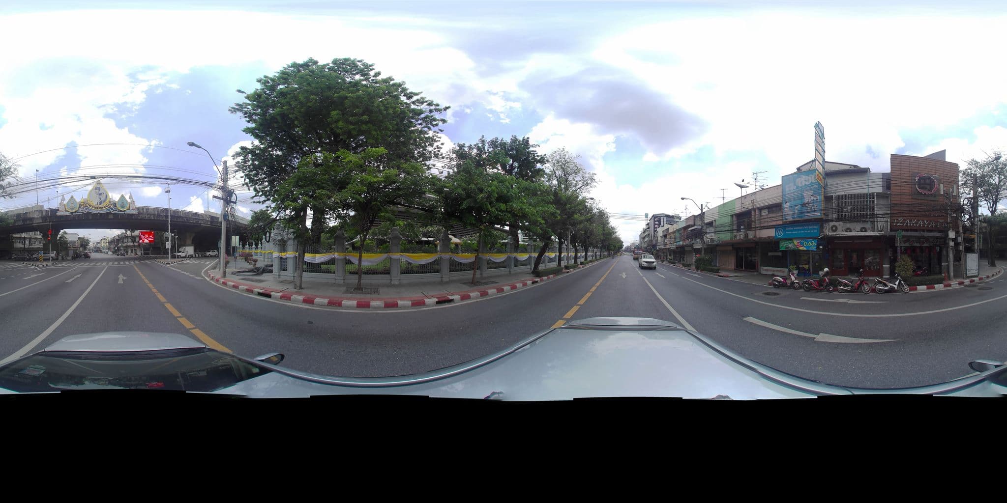Street view near Rm guest house, Phra Nakhon — © P05466 (CC BY-SA · Mapillary)