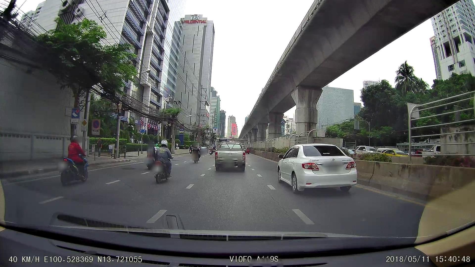 Street view near Ascott Sathorn Bangkok, Bang Rak — © poramet (CC BY-SA · Mapillary)