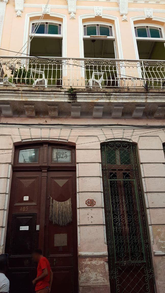Street view near Casa Cubanito, Centro Habana