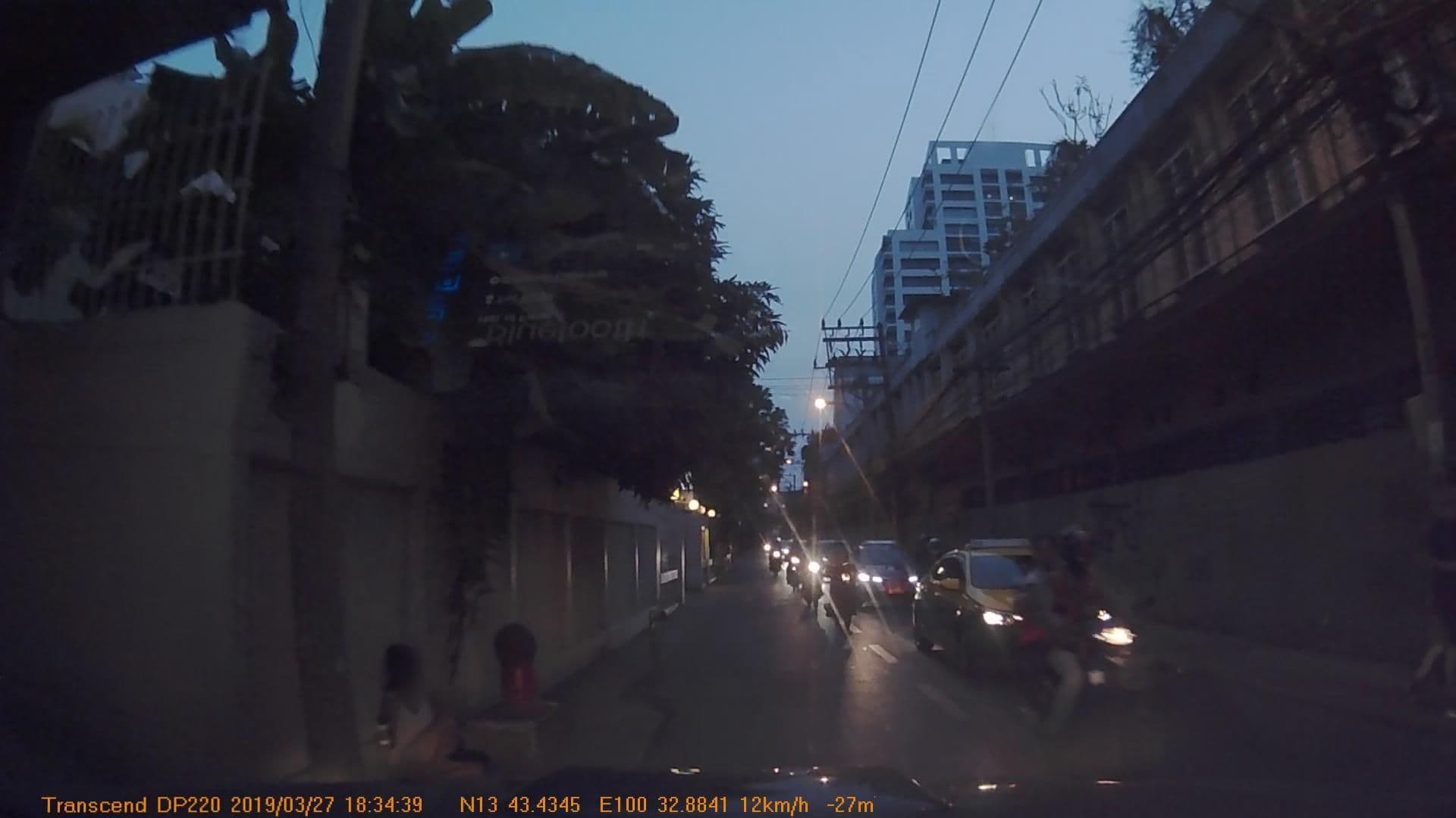 Street view near Room 508, Bang Rak — © mapcreator (CC BY-SA · Mapillary)