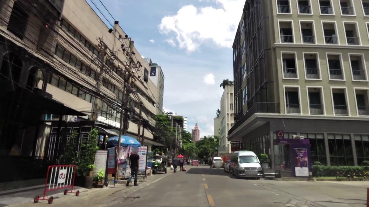 Street view near THEE, Watthana — © toffy (CC BY-SA · Mapillary)