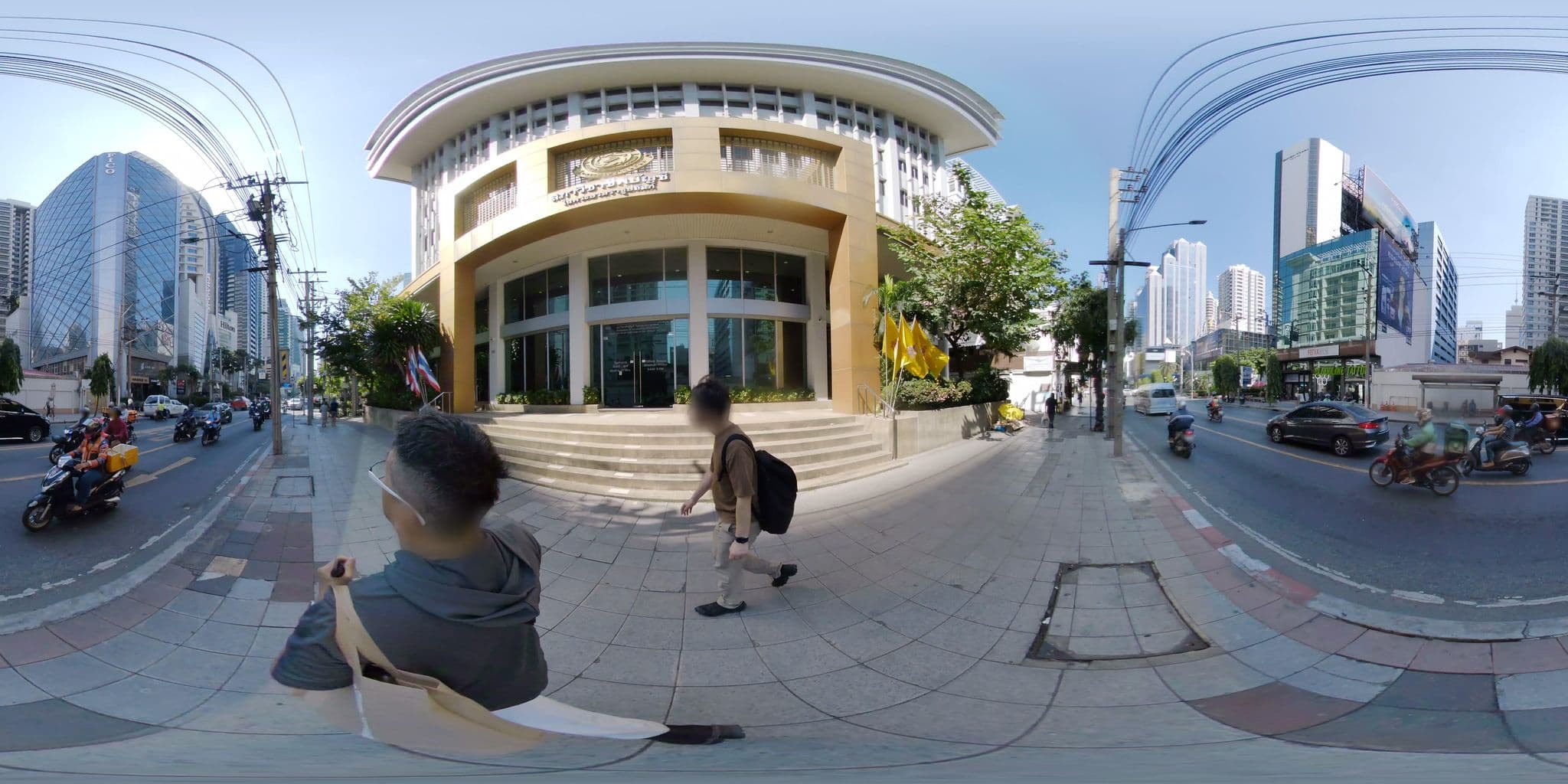 Street view near Pullman Bangkok Grande Sukhumvit Pool, Makkasan — © mapconcierge (CC BY-SA · Mapillary)
