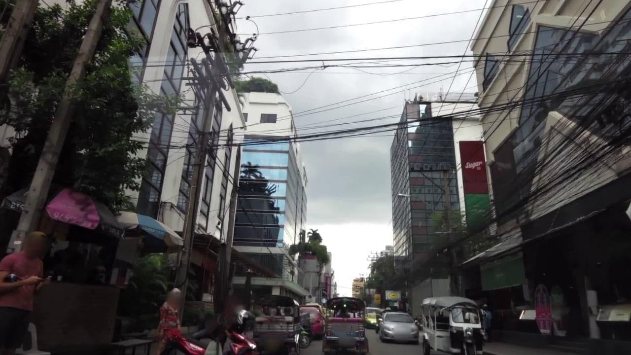 Street view near Grand President Tower 3, Makkasan — © toffy (CC BY-SA · Mapillary)