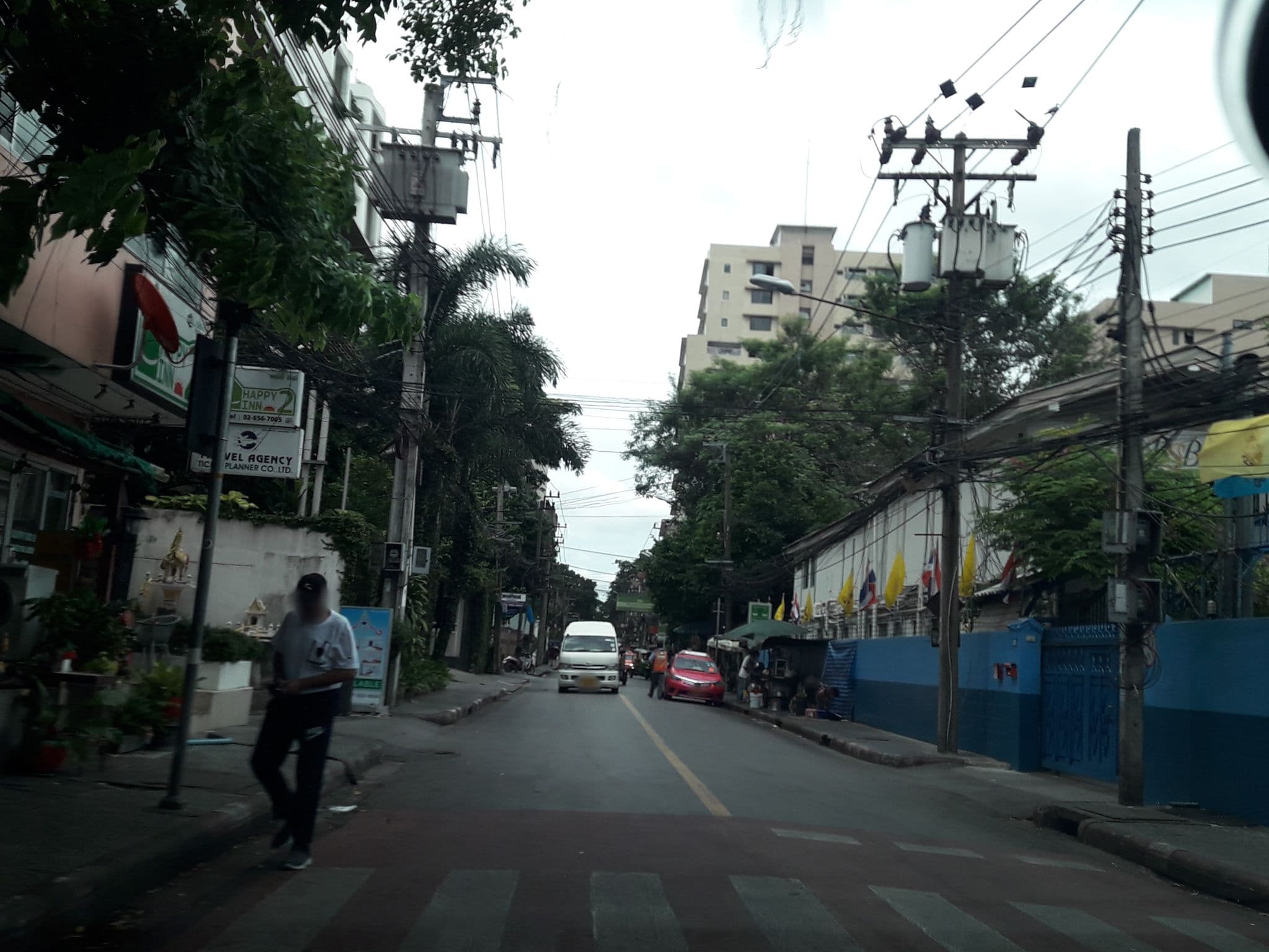 Street view near Happy Inn2, Makkasan — © jetman11 (CC BY-SA · Mapillary)