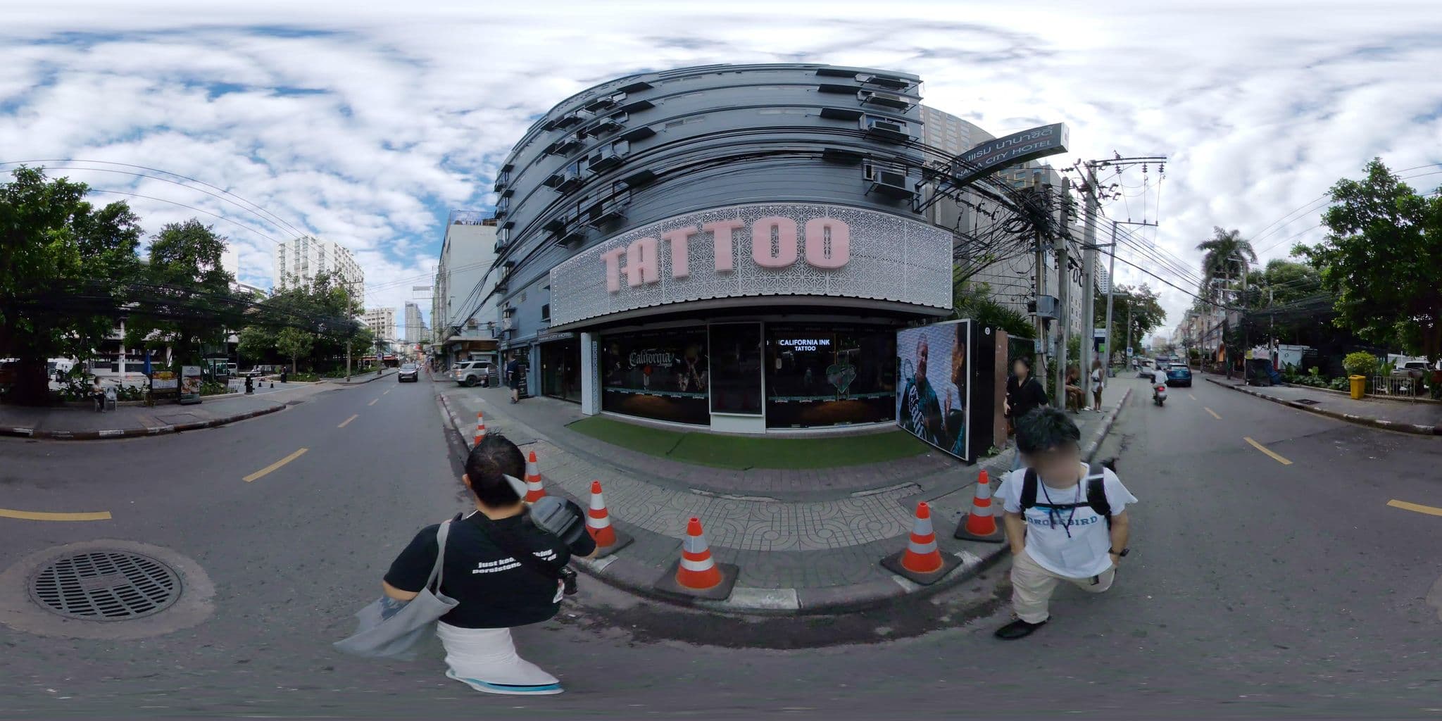 Street view near Novotel Bangkok Sukhumvit 4, Makkasan — © mapconcierge (CC BY-SA · Mapillary)
