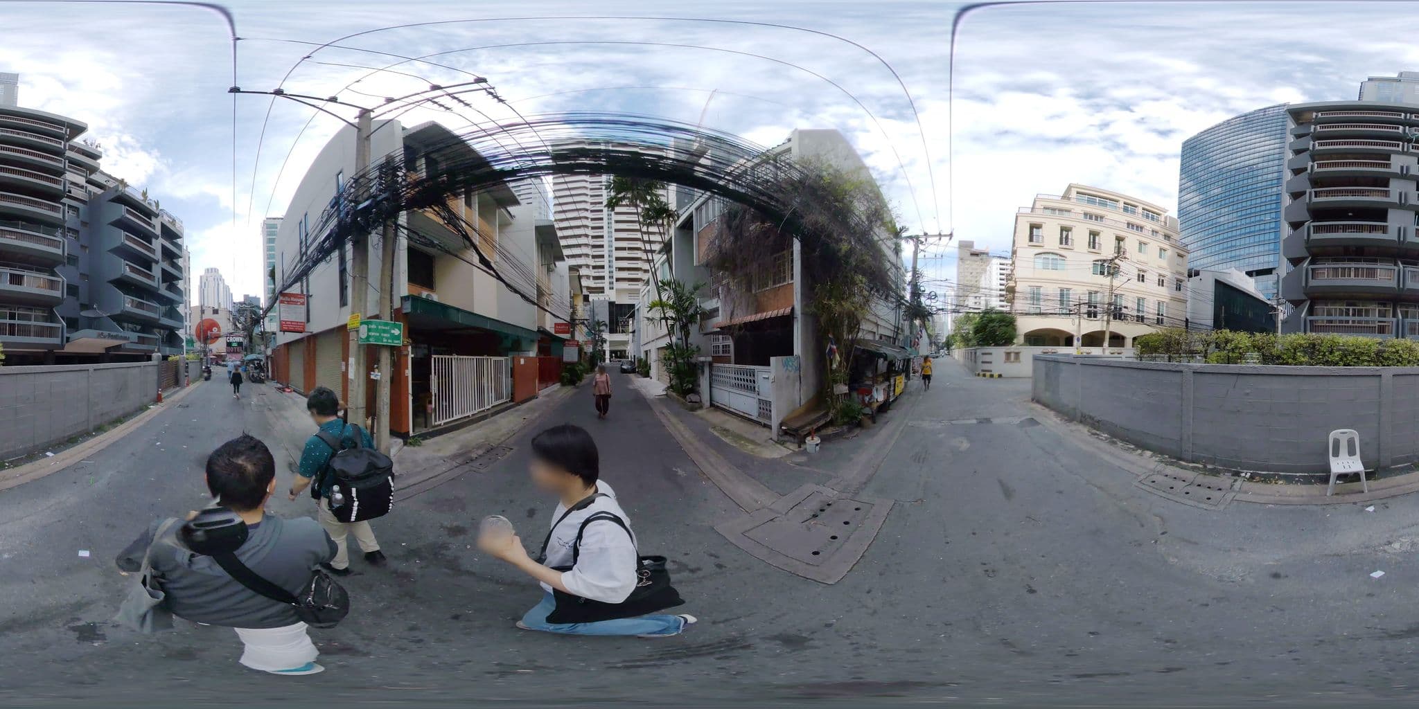 Street view near grand sukumvit lobby, Makkasan — © mapconcierge (CC BY-SA · Mapillary)