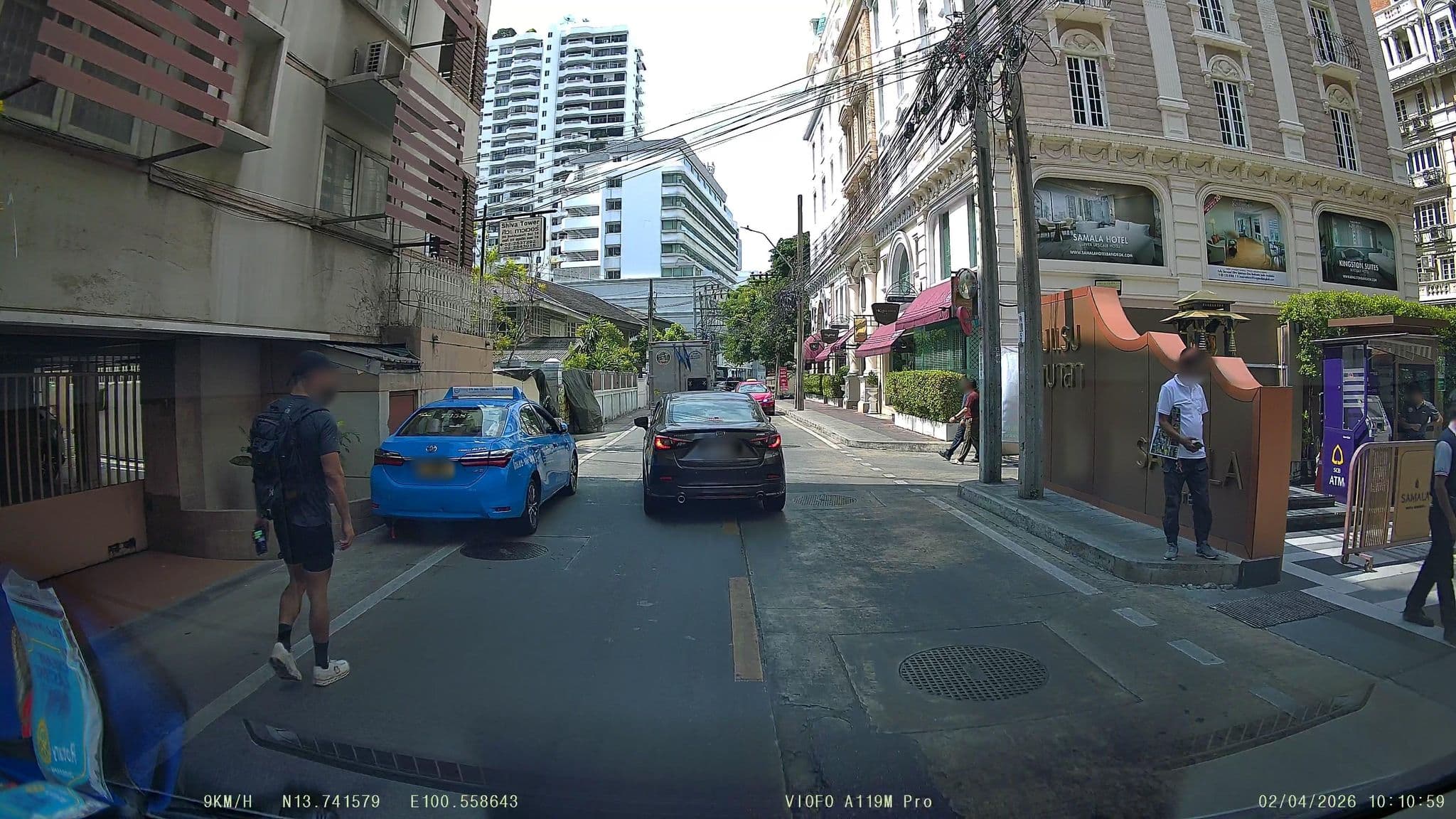 Street view near Royal President, Makkasan — © ThailandCambodia (CC BY-SA · Mapillary)