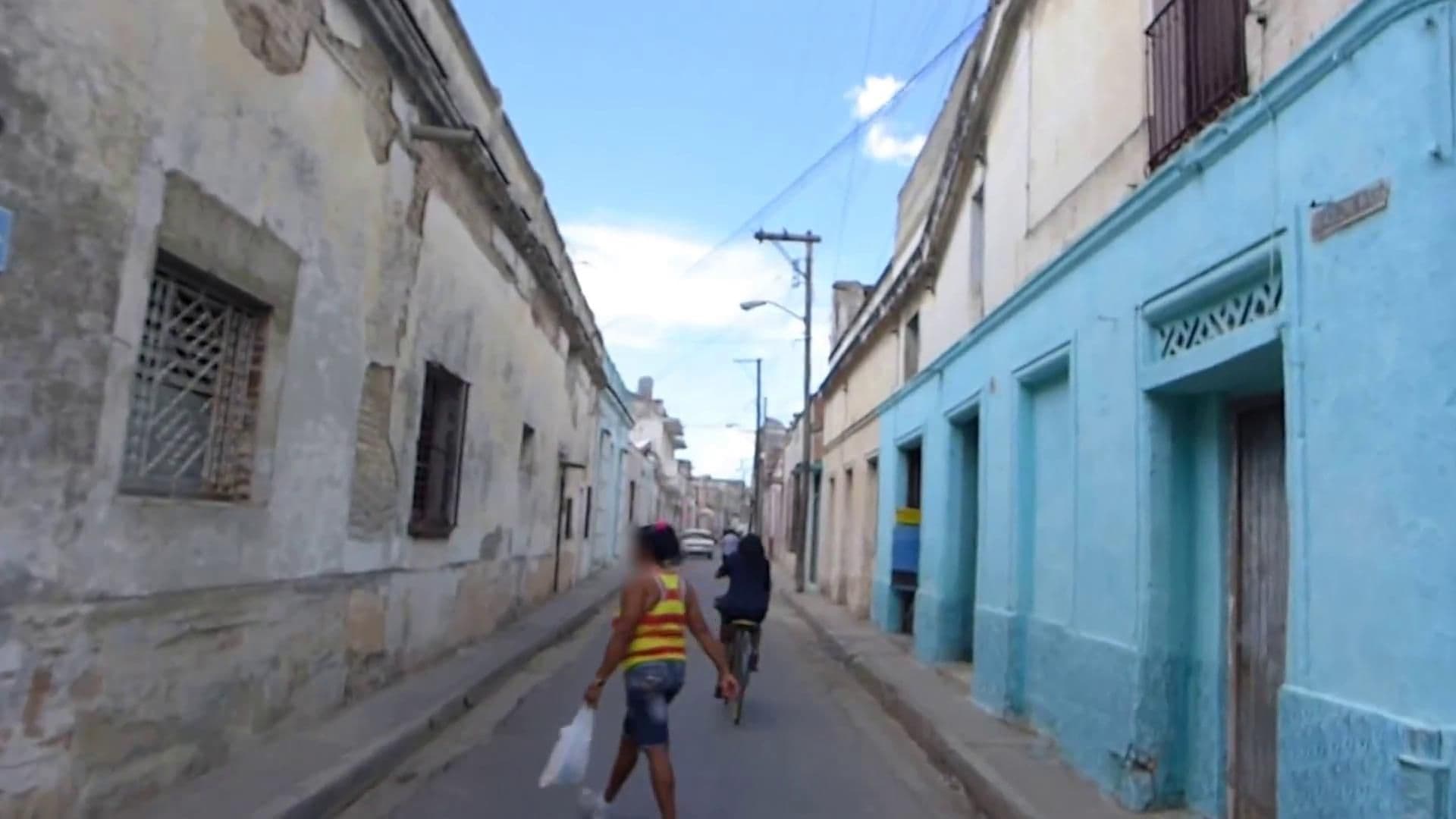 Street view near Jorge Saéz Solano y Maria Martín Díaz, Camagüey