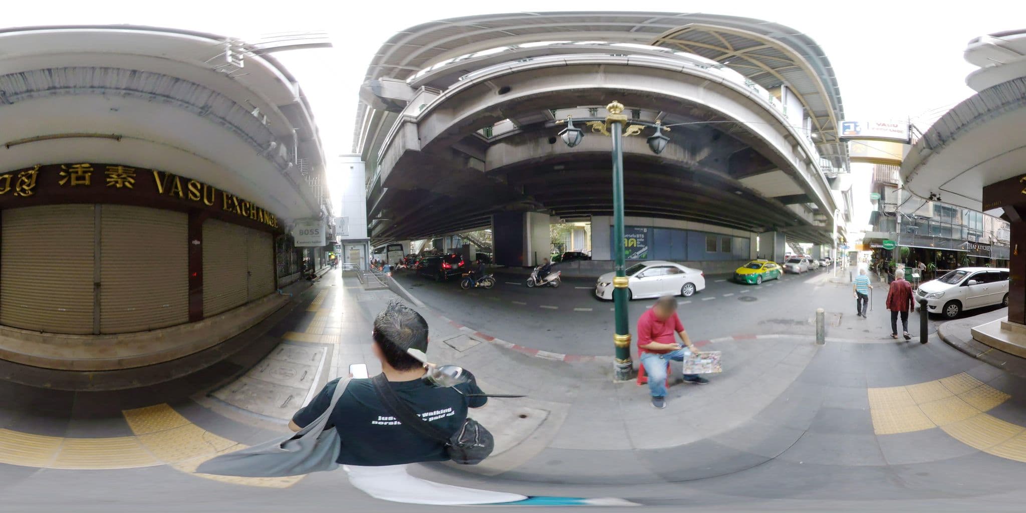Street view near World Inn, Makkasan — © mapconcierge (CC BY-SA · Mapillary)