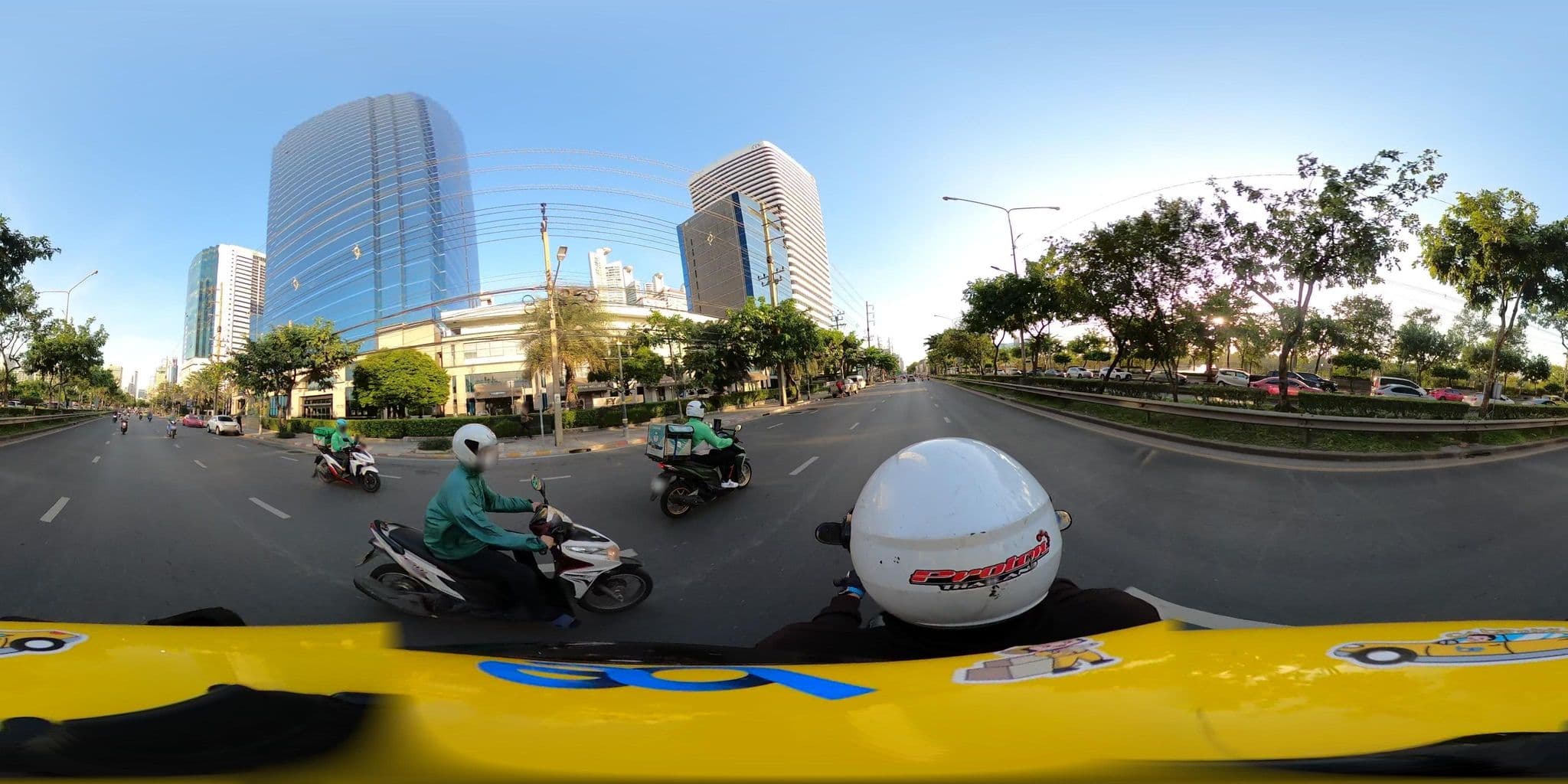 Street view near โรงแรมวินเซอร์, Watthana — © bemaps_1pd (CC BY-SA · Mapillary)