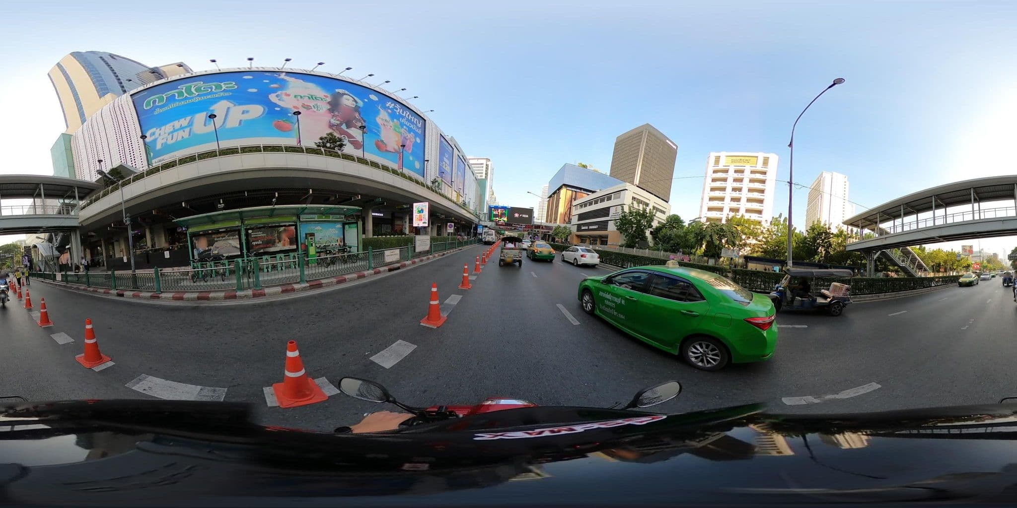 Street view near 21st Floor, Pathum Wan — © NatchaponJ (CC BY-SA · Mapillary)