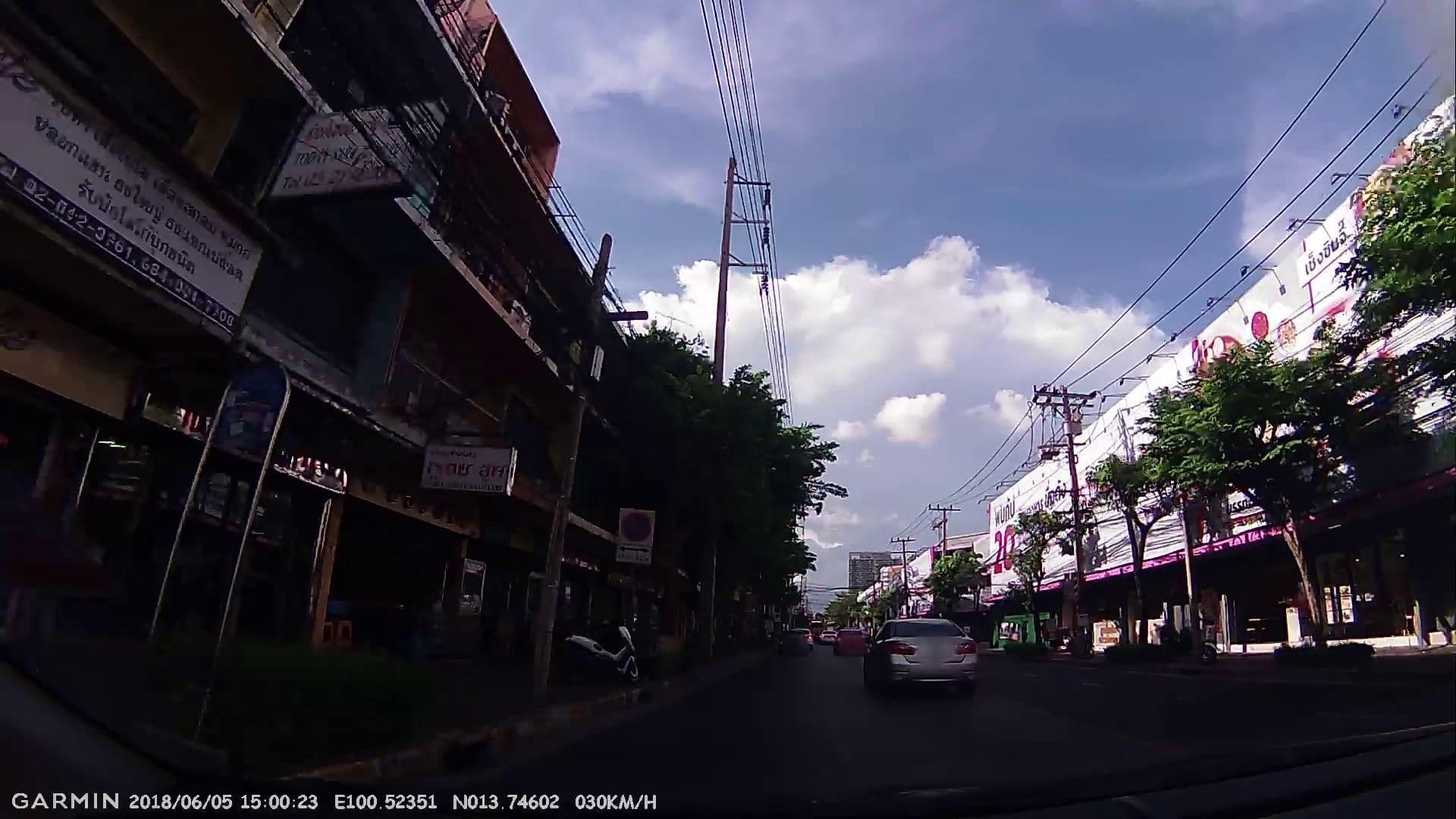 Street view near 168 Hostel, Sathorn — © dukeduke (CC BY-SA · Mapillary)