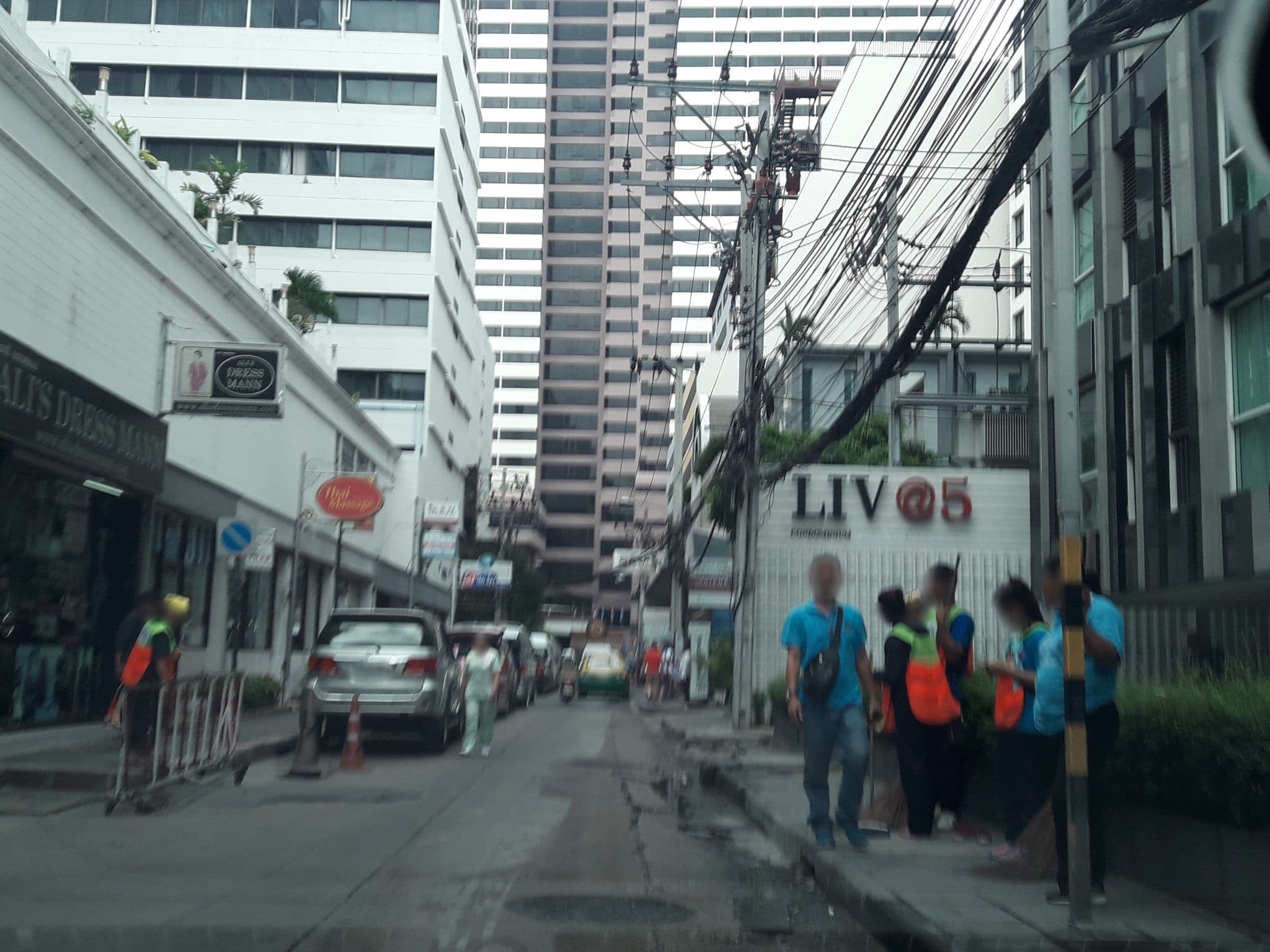 Street view near LIV@5 Condominium, Makkasan — © jetman11 (CC BY-SA · Mapillary)