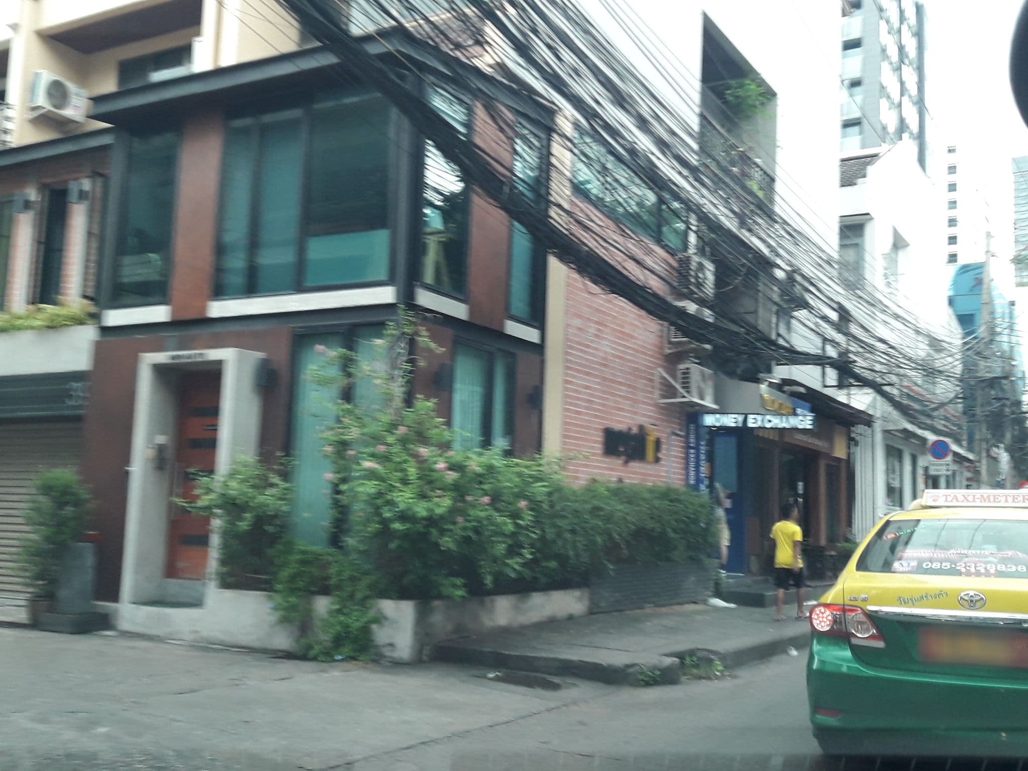 Street view near Citrus 5, Makkasan — © jetman11 (CC BY-SA · Mapillary)