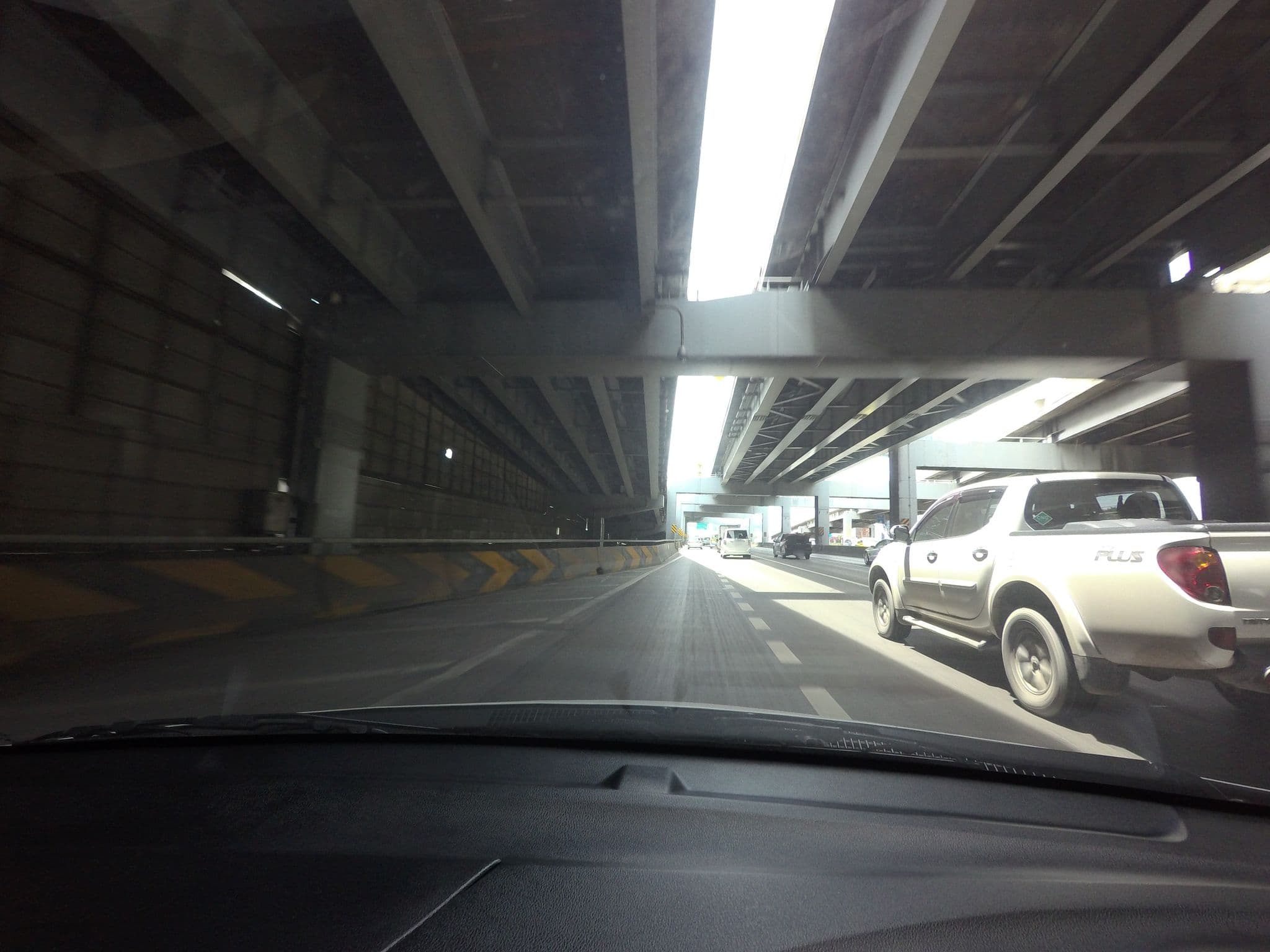 Street view near นันตรา เพลินจิต, Makkasan — © mishari (CC BY-SA · Mapillary)