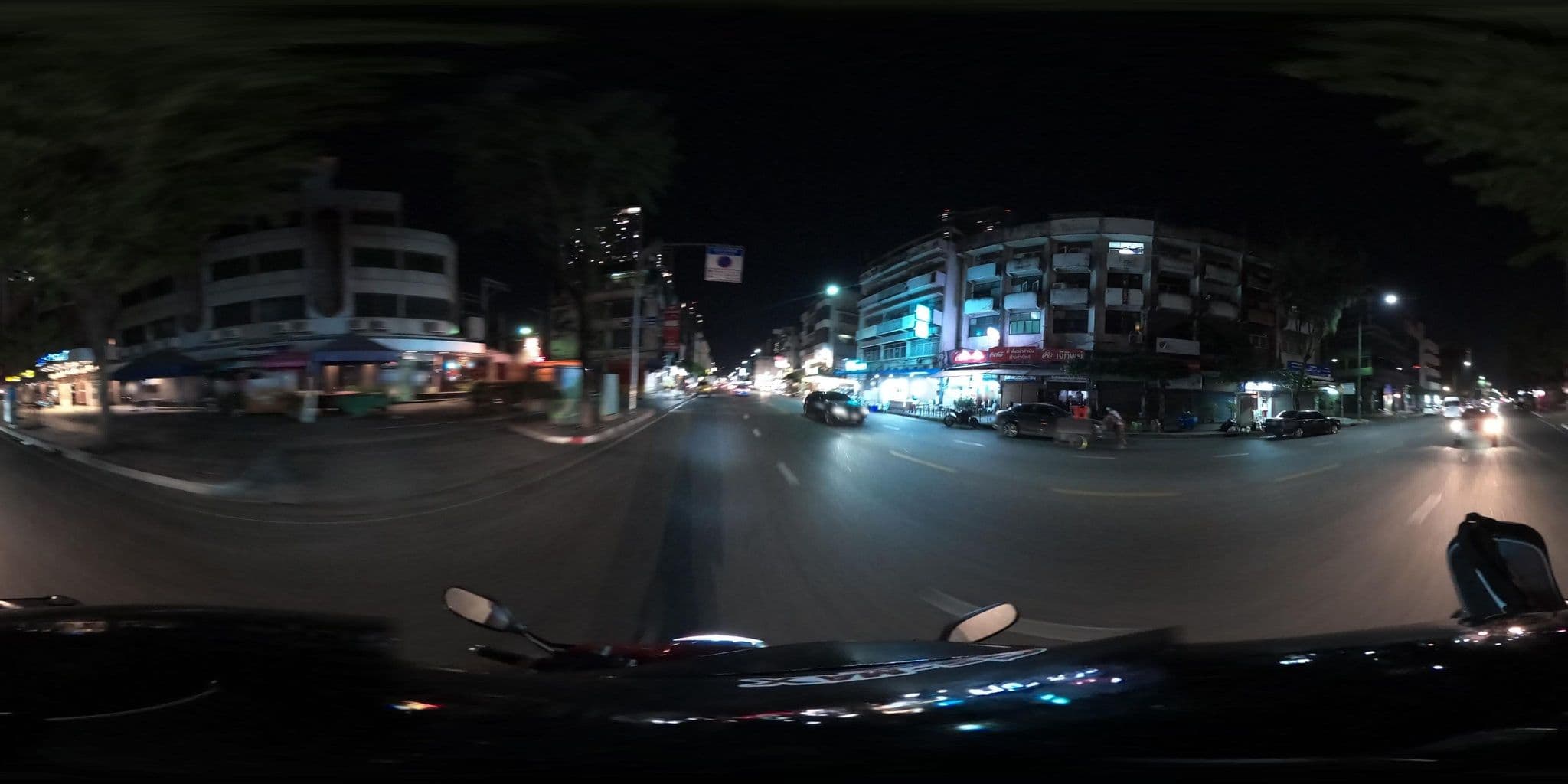 Street view near โรงแรมประดิพัฒน์, Phaya Thai — © NatchaponJ (CC BY-SA · Mapillary)