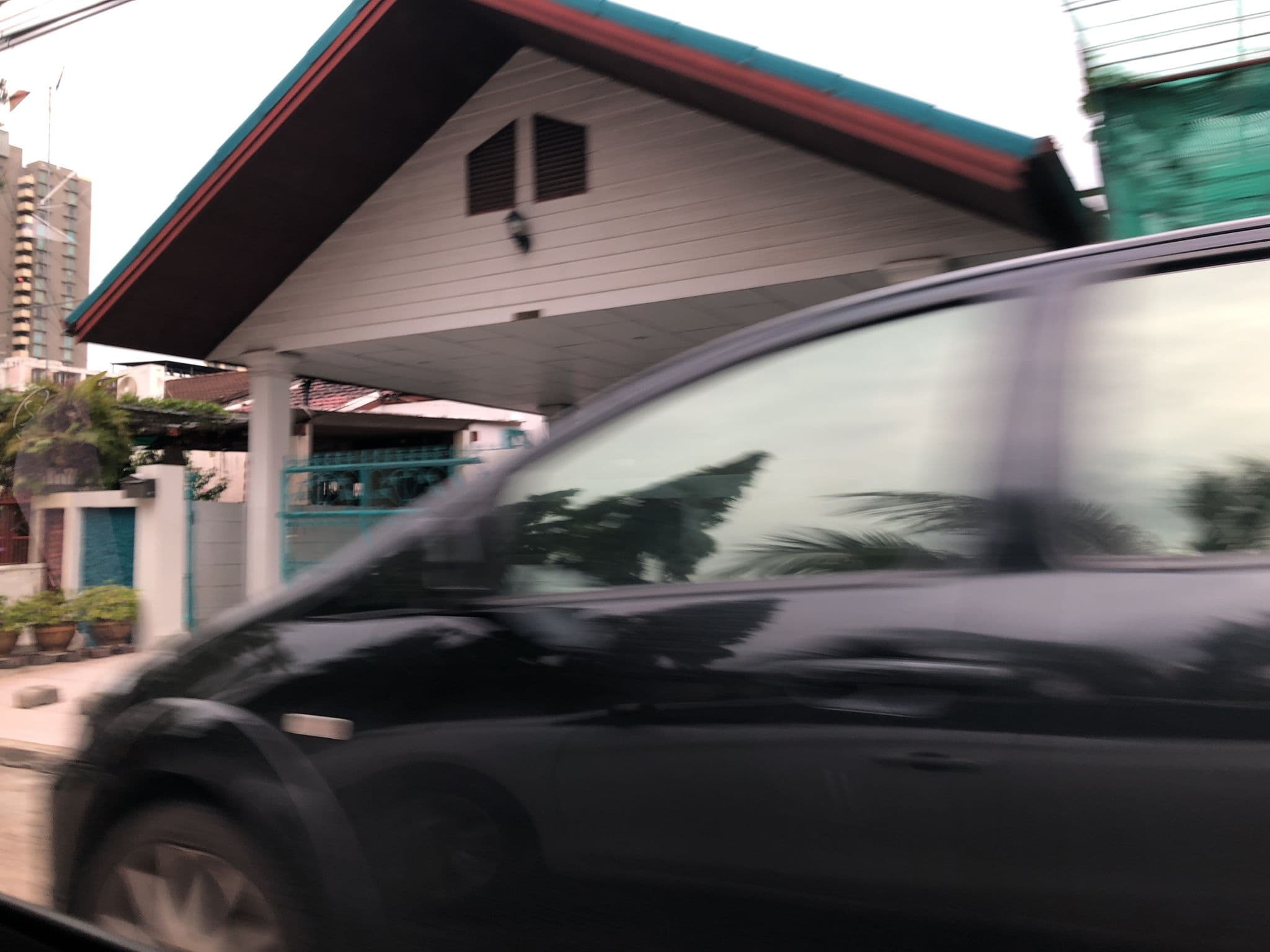 Street view near Pearl Resort and Hotel, Pak Kret — © pimpitcha (CC BY-SA · Mapillary)