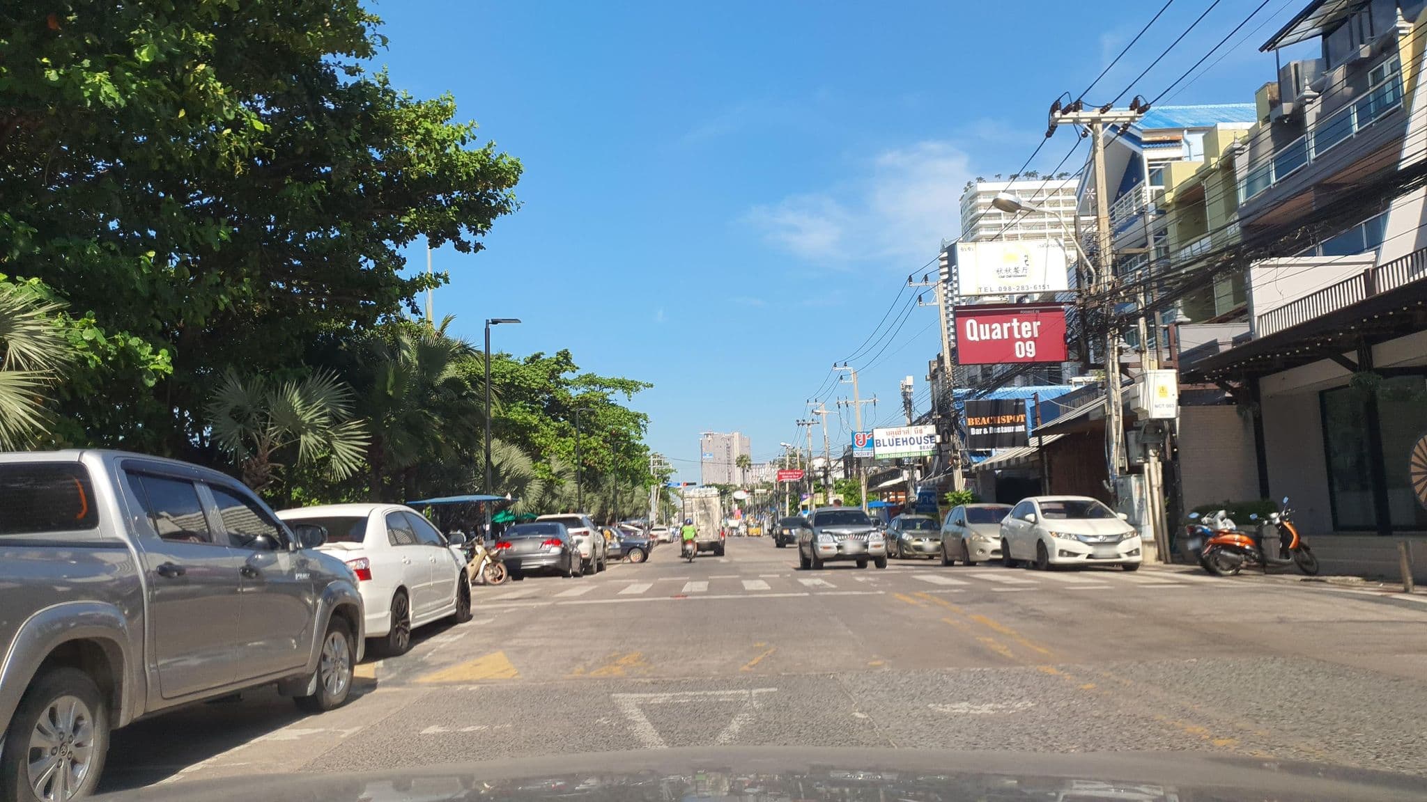 Street view near Thomas, Pattaya — © jrcarlsen (CC BY-SA · Mapillary)