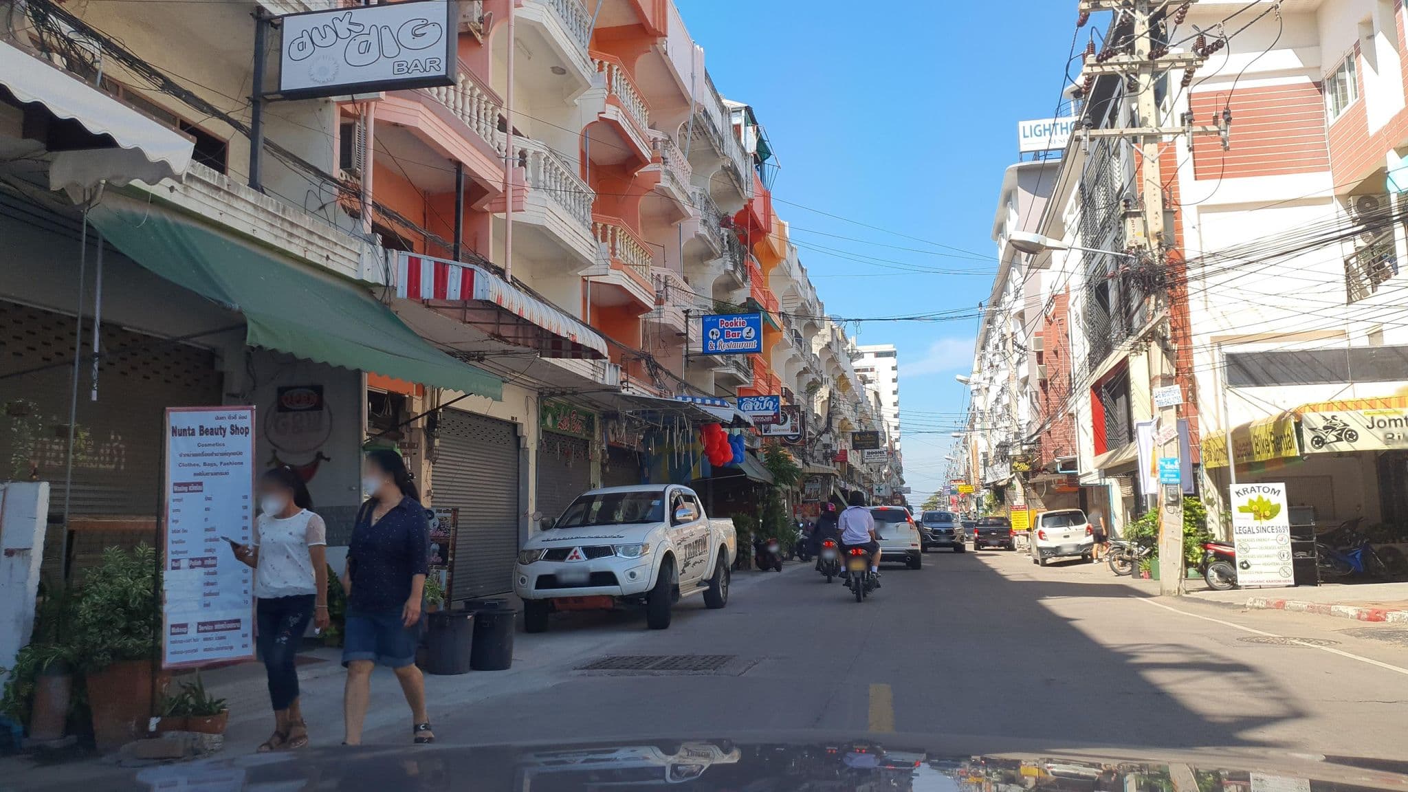 Street view near thai orange asava, Pattaya — © jrcarlsen (CC BY-SA · Mapillary)